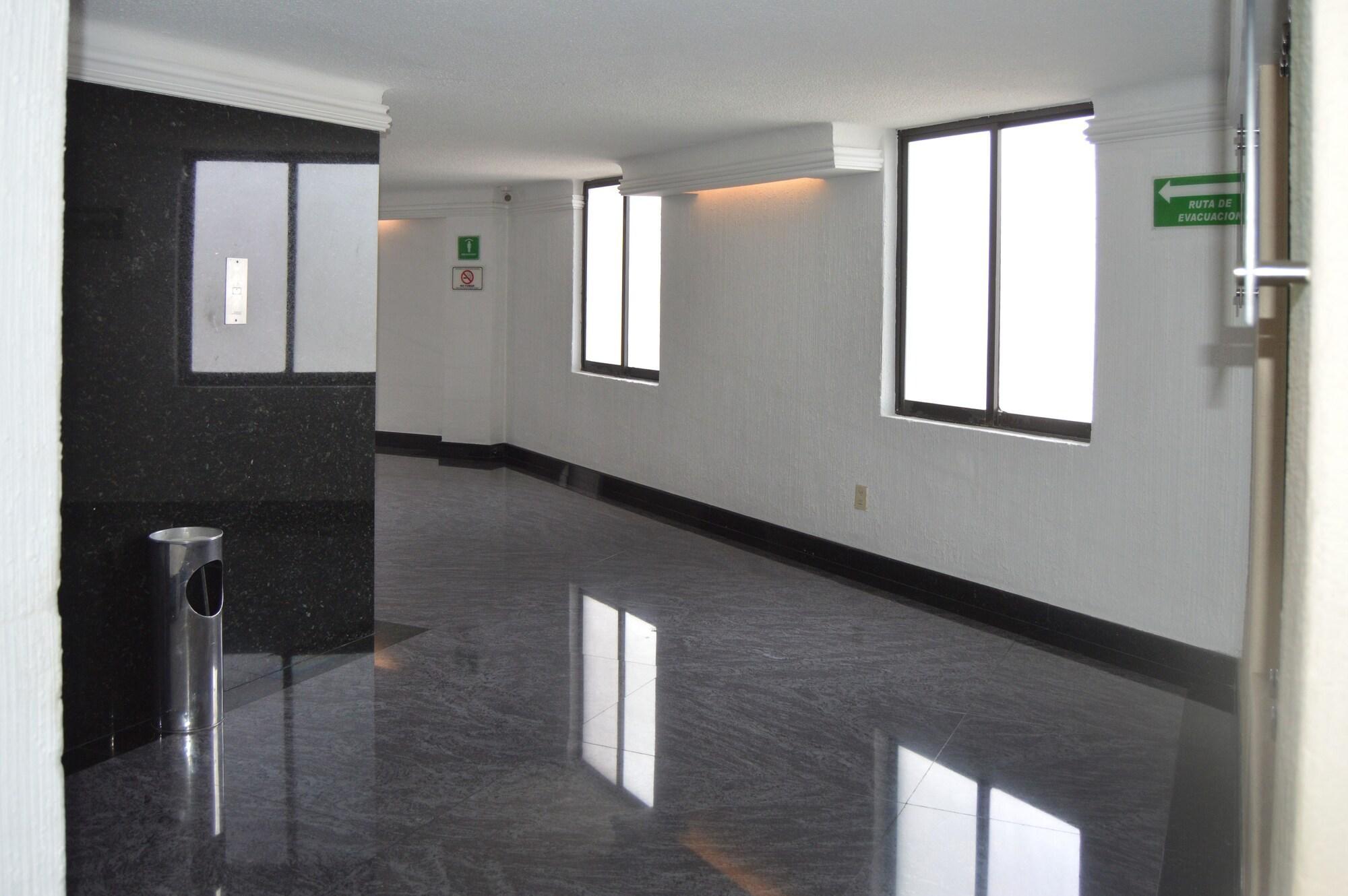 Restaurant Hotel Seoul - In Mexico City