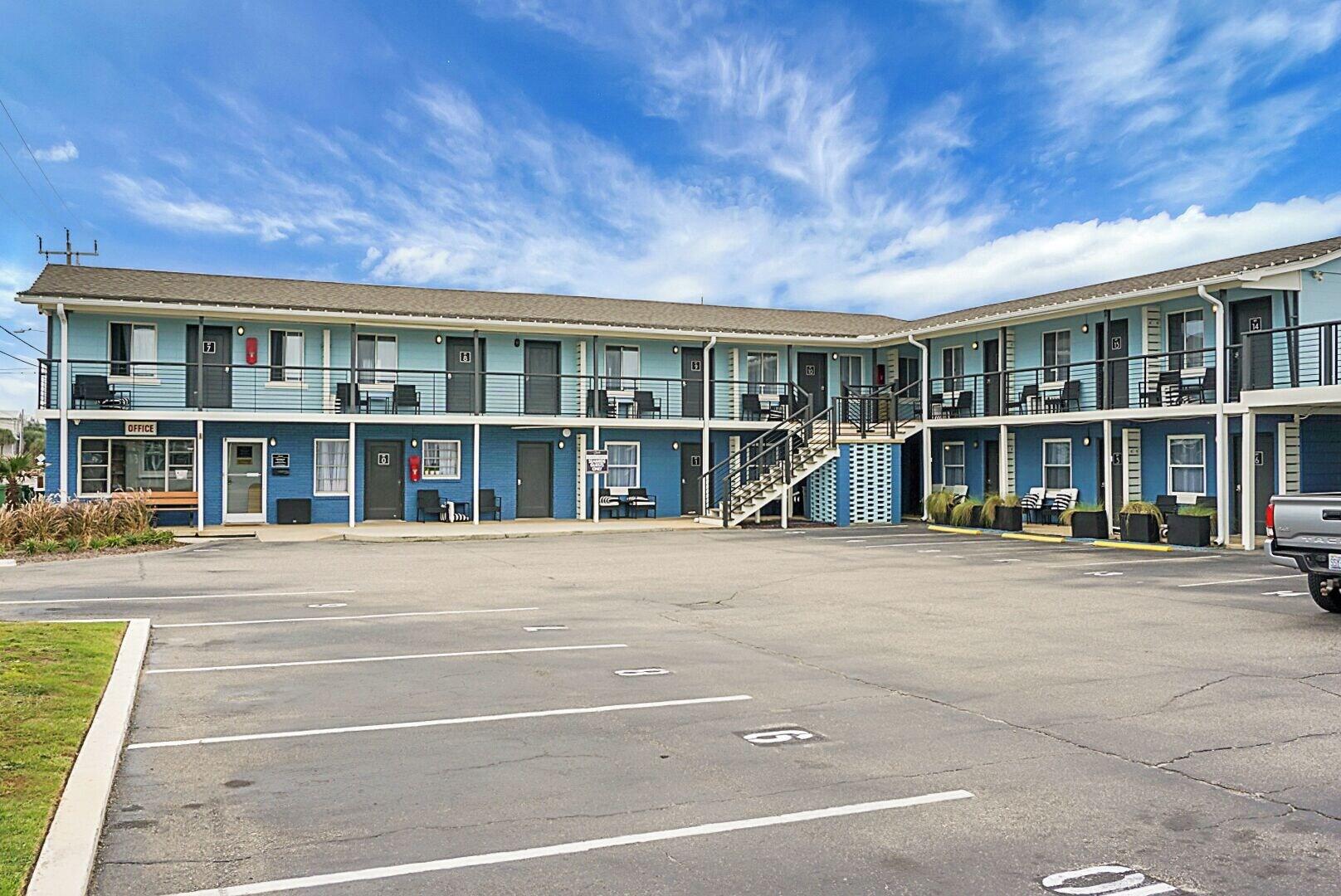 Vista Exterior Seabirds Motel At Kure Beach