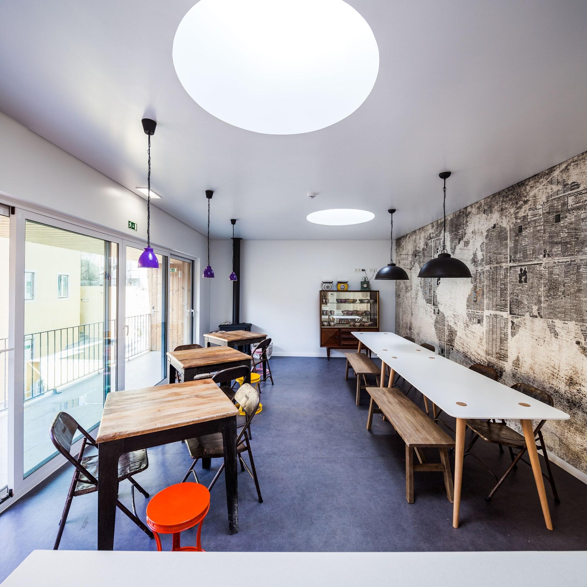Restaurant JOIVY Moon Hill Hostel