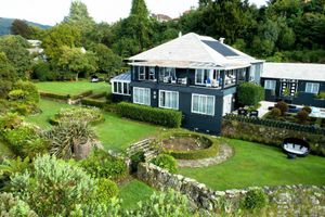 Alojamiento - Black Swan Lakeside Boutique Hotel