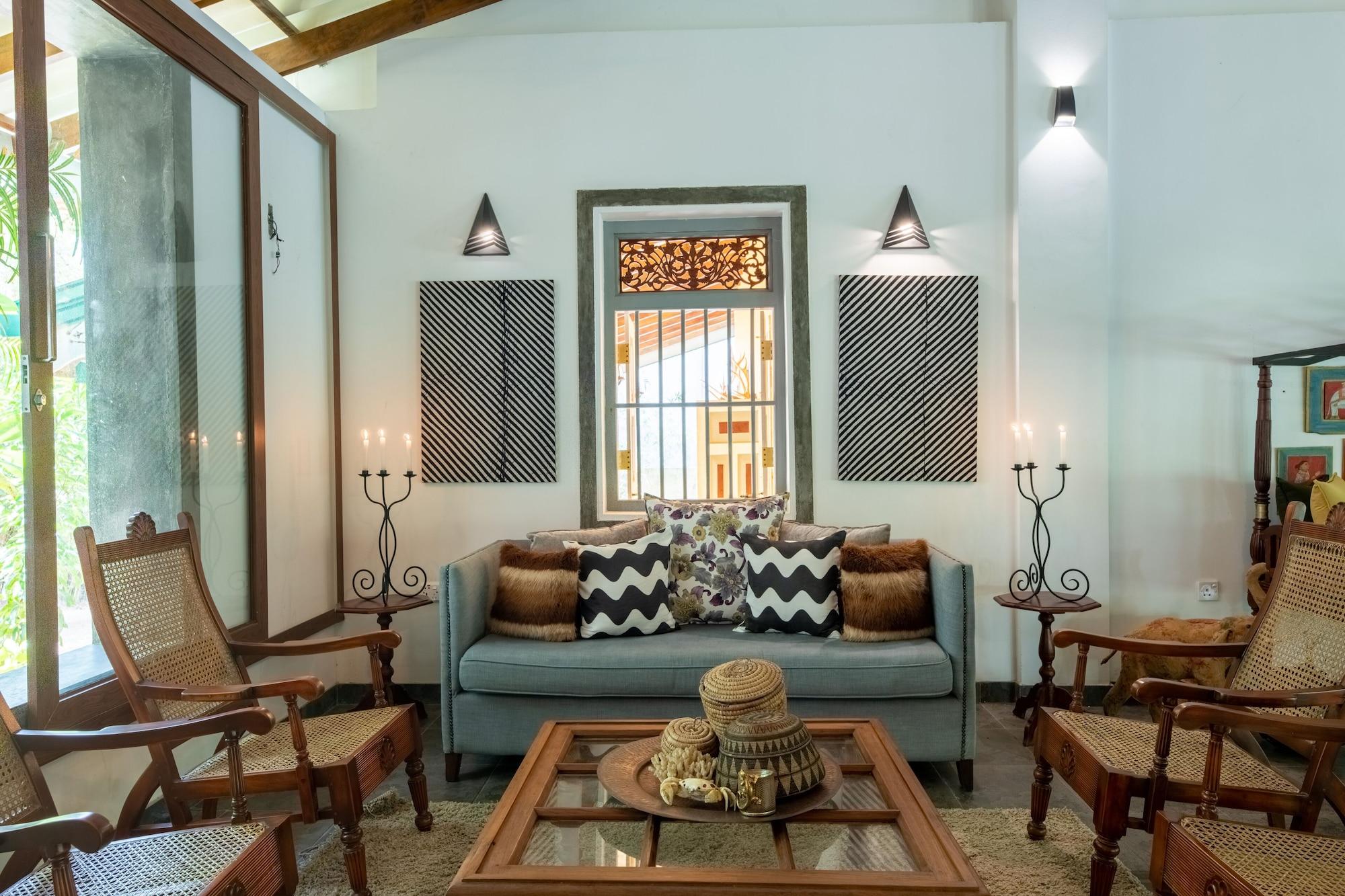 Vista Lobby Villa Birdlake