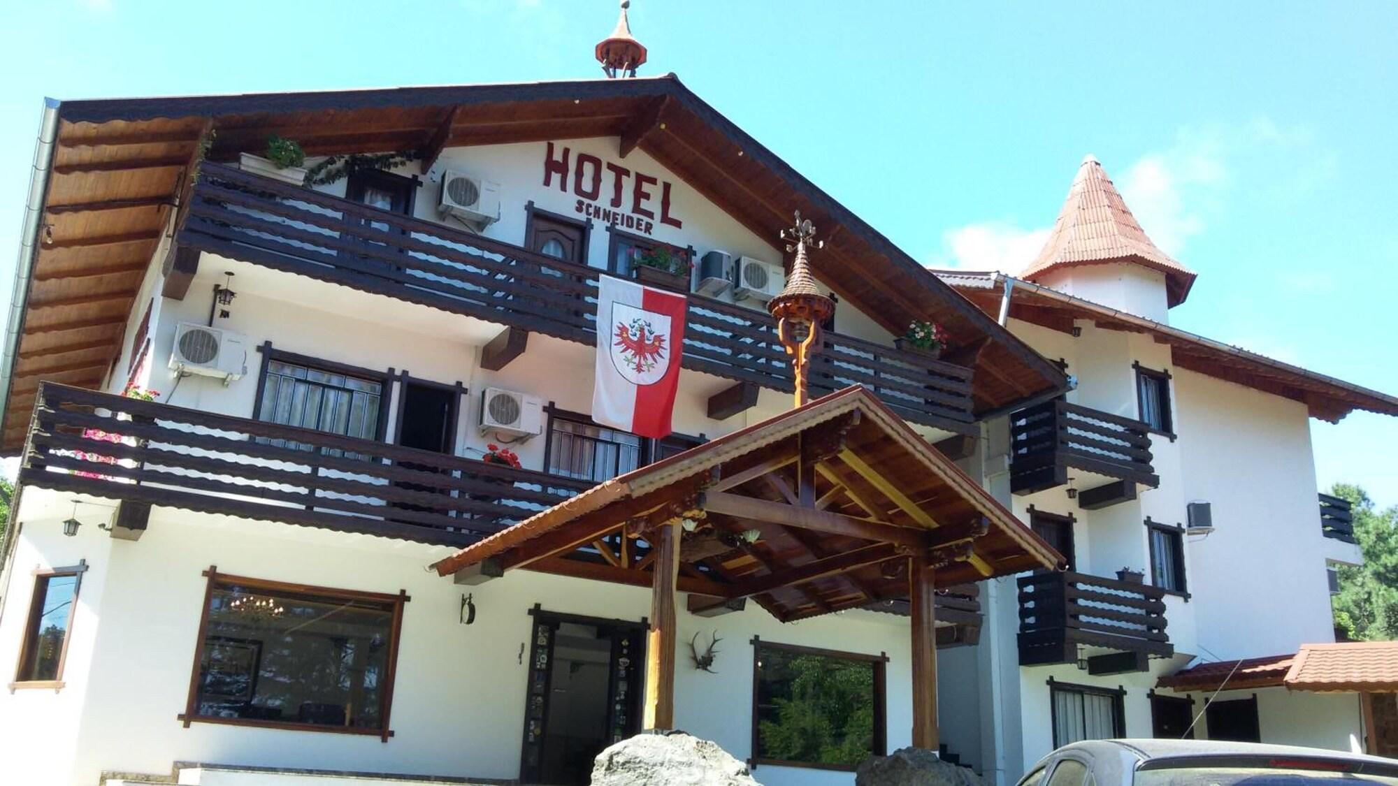 Vista Exterior Hotel Schneider