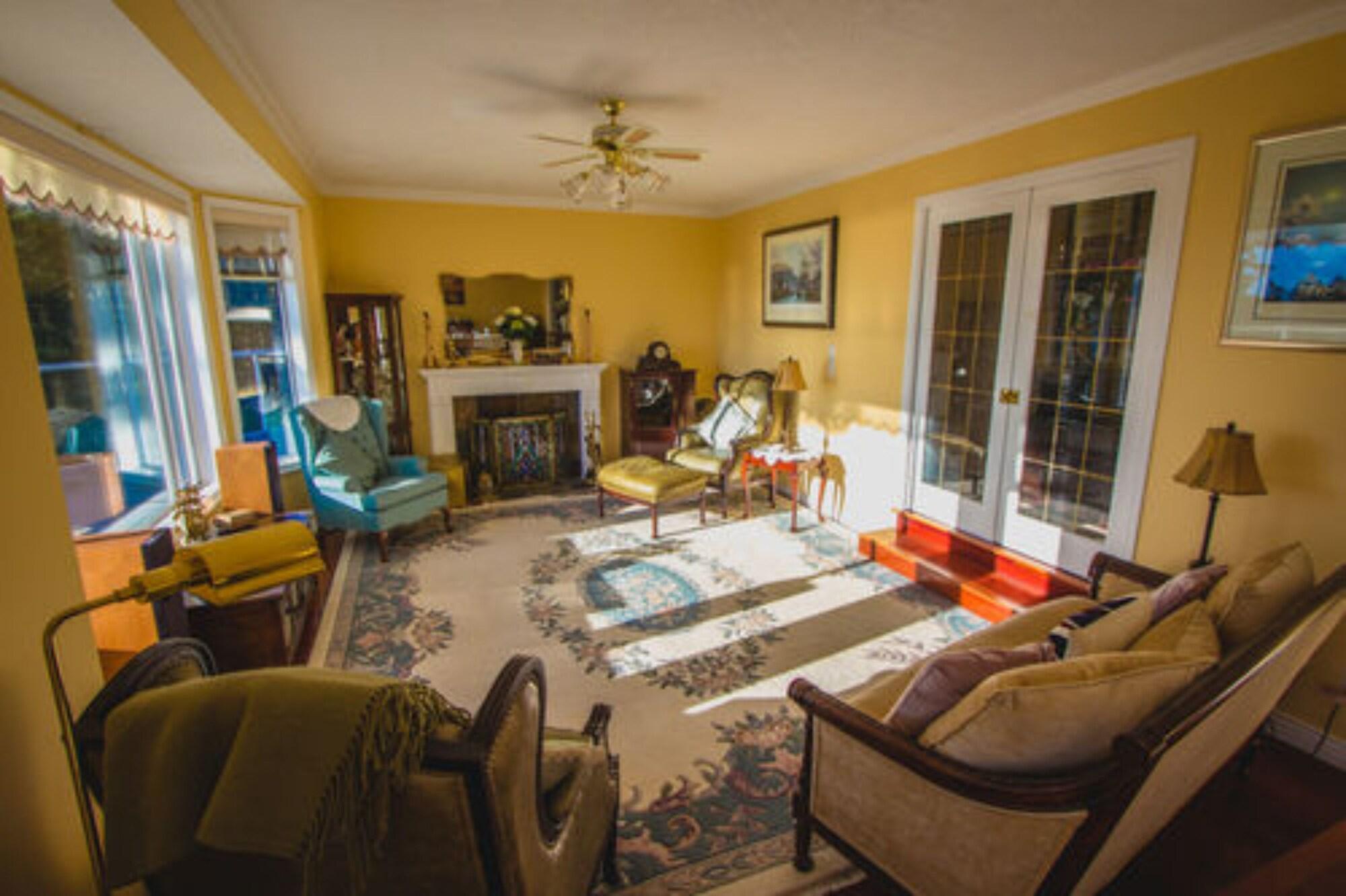 Vista Lobby Rae Leigh Heights BnB