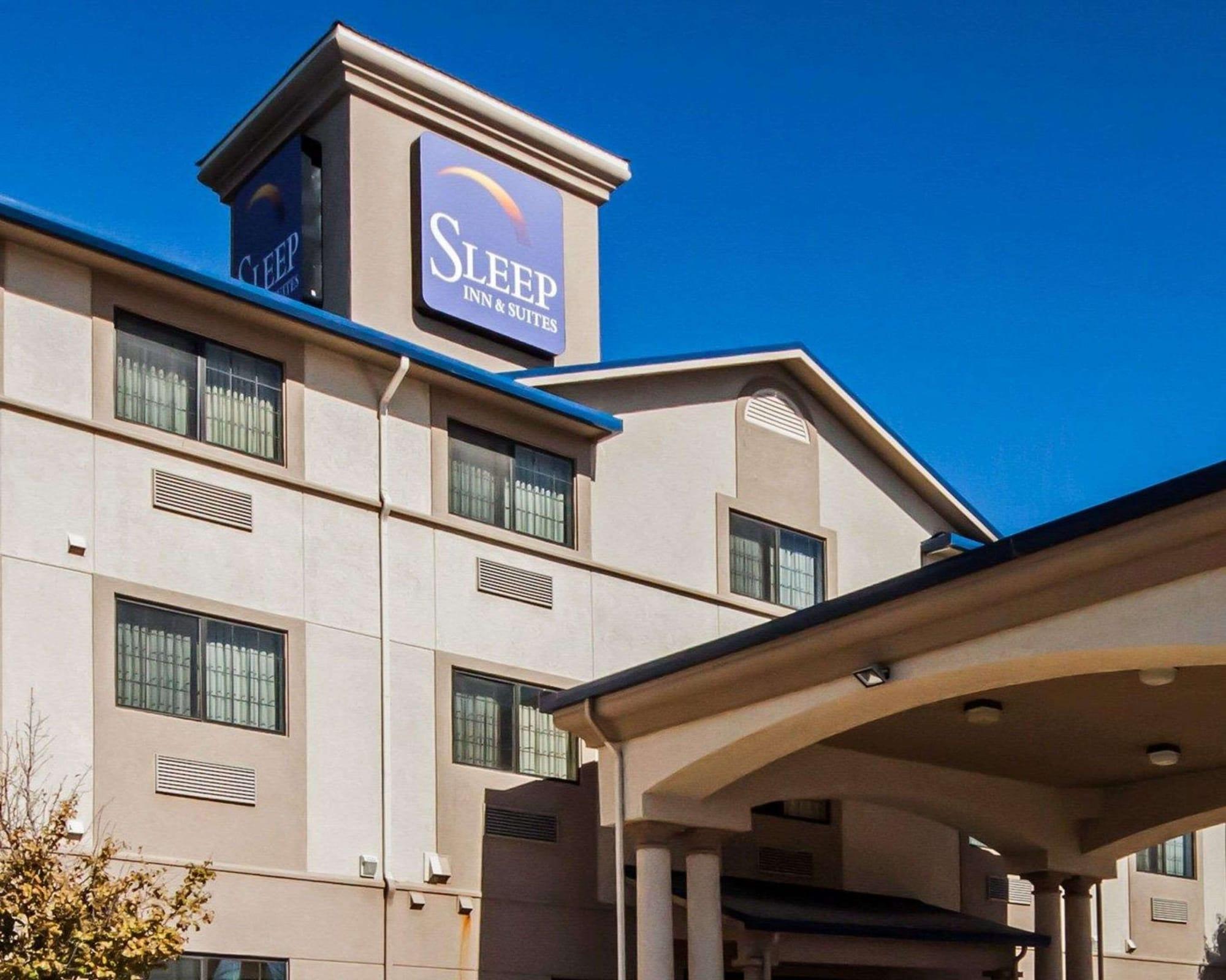 Vista Exterior Sleep Inn & Suites Shamrock