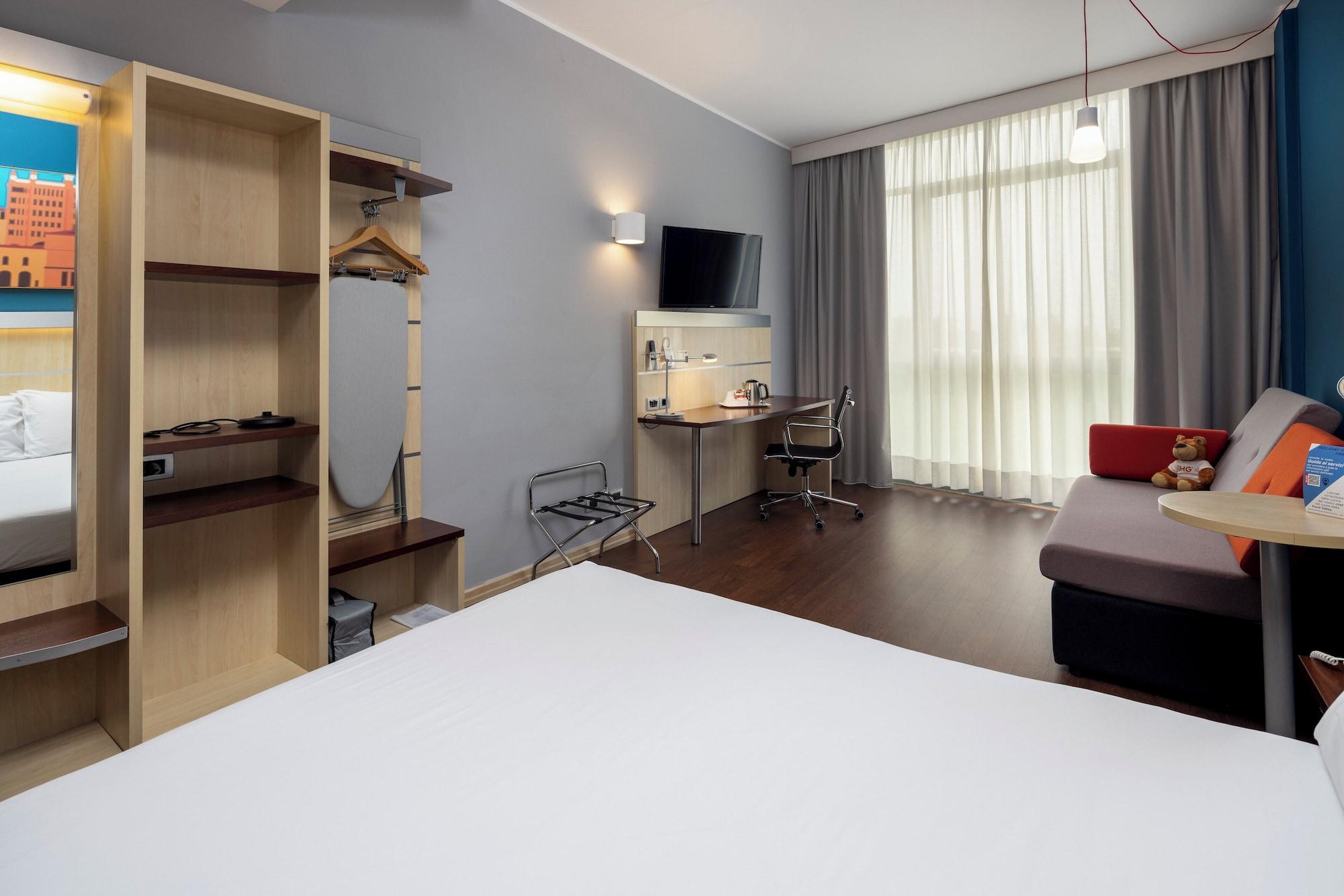 Set de Habitación Holiday Inn Express Parma by IHG
