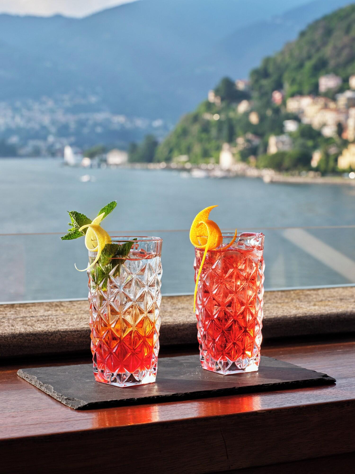 Bar/Salón Vista Lago di Como