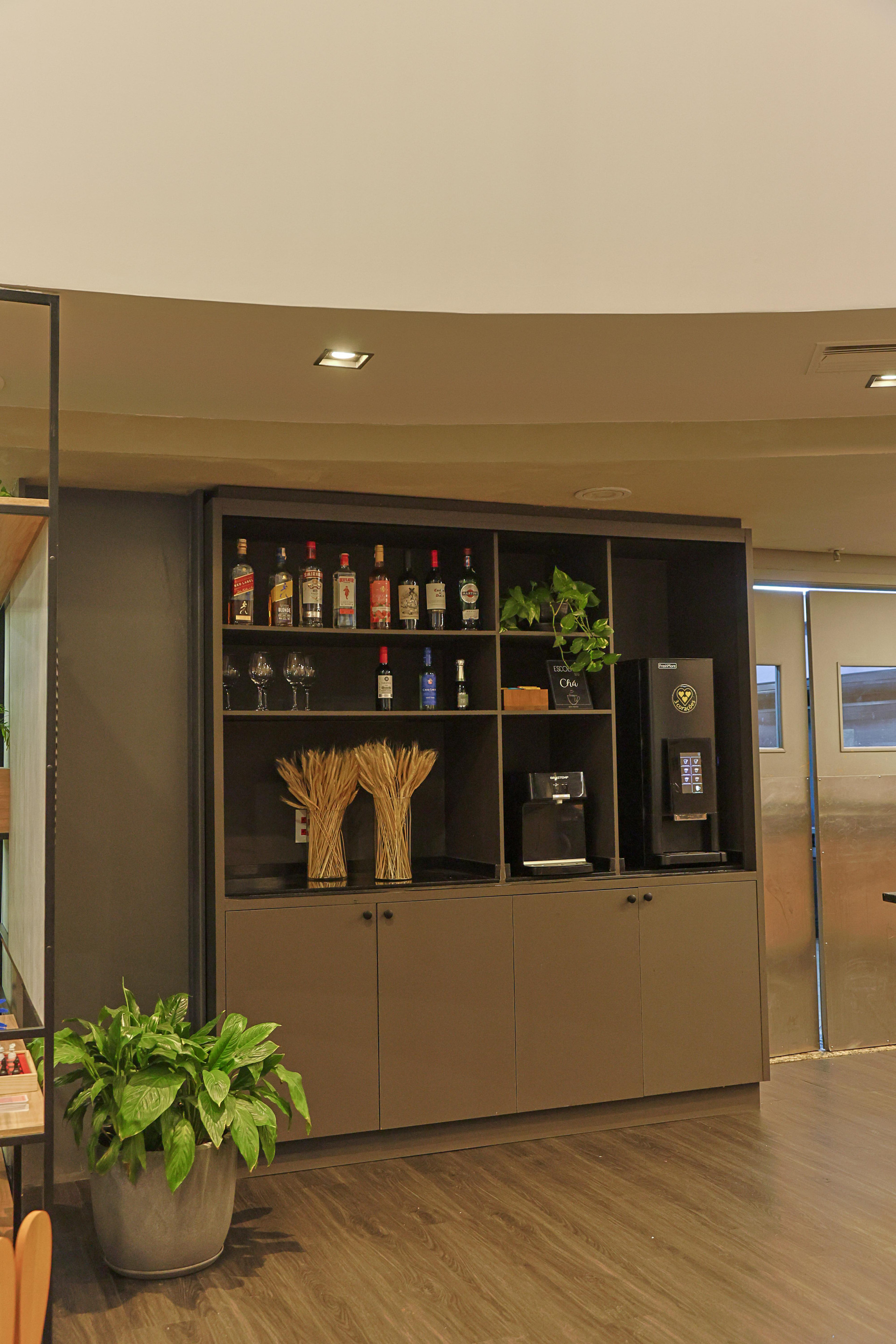 Bar/Salón ibis Maringa