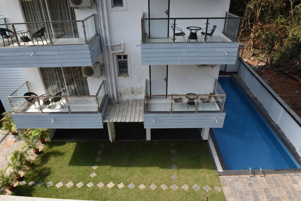 Vista Exterior Treehouse Alchemy Creek Goa