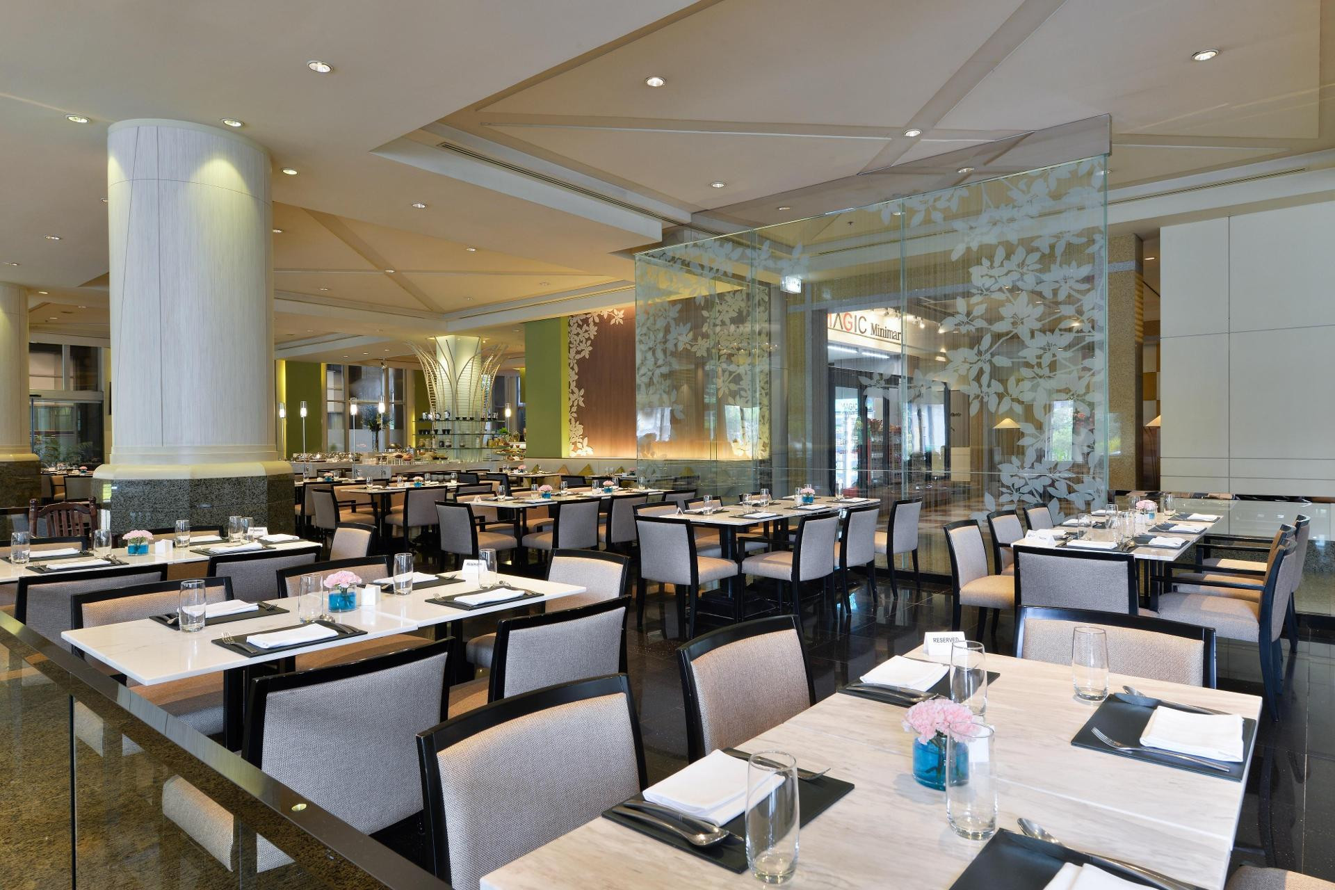 Restaurant Miracle Grand Convention Hotel