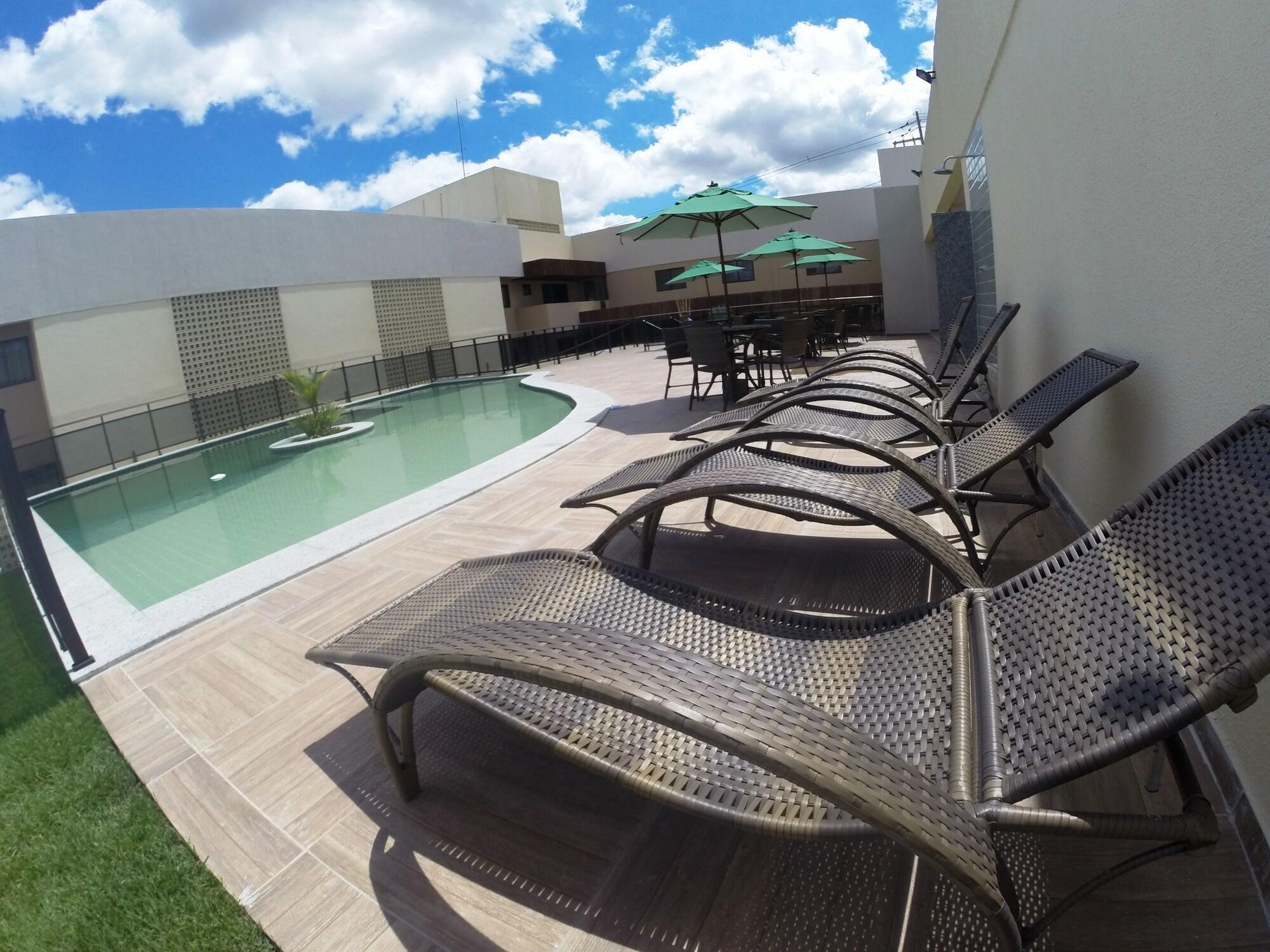 Vista Piscina Hotel Privillege
