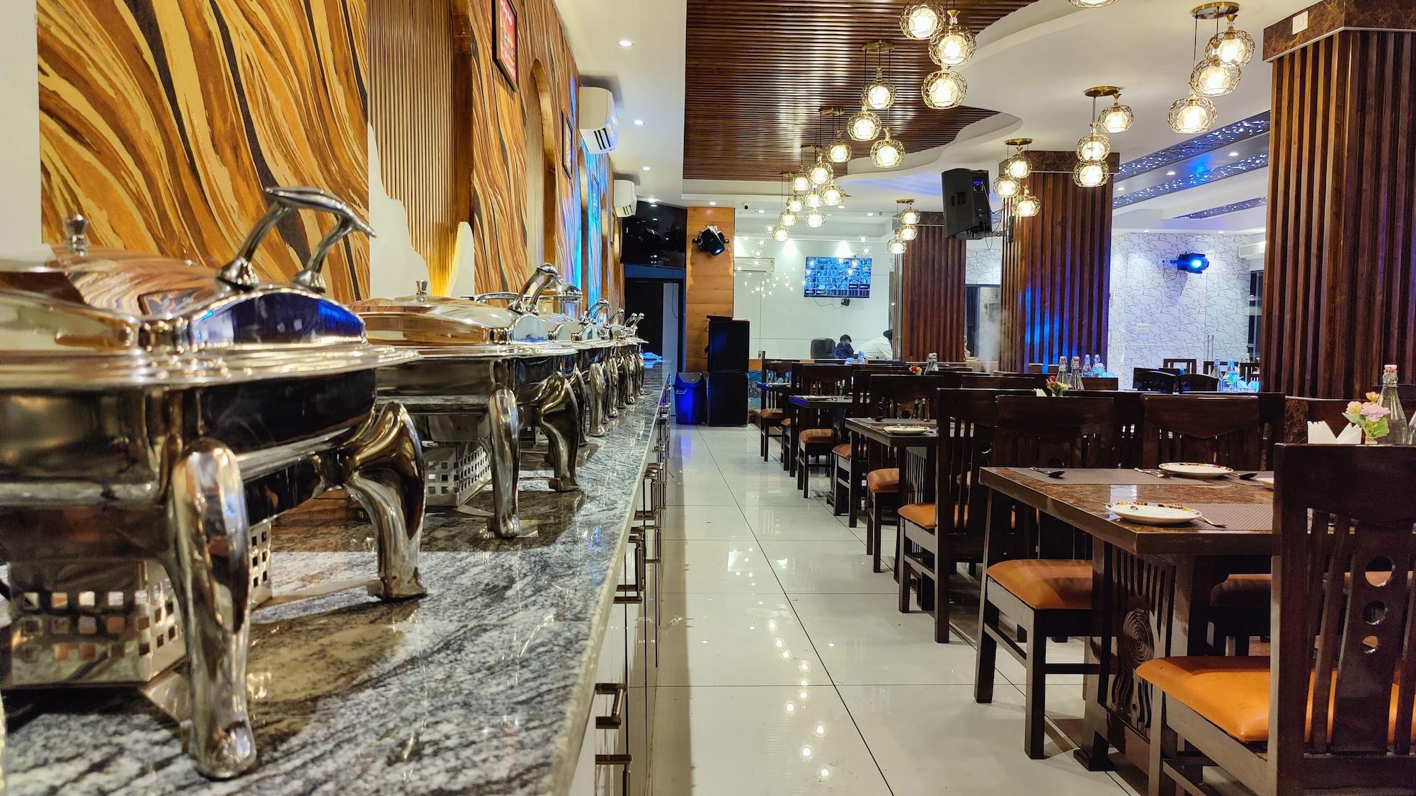 Restaurant Hotel Mandi Heights - Bar, Fine Dining & Banquet Hall