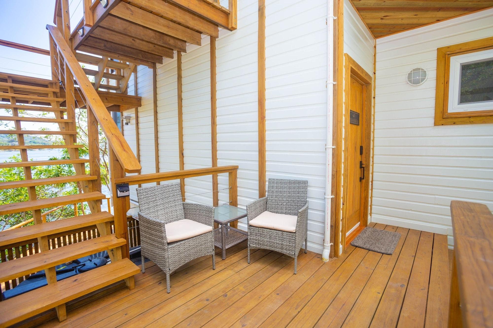 Comodidades del Alojamiento Wow! Views and more, fantastic 2 bedroom in West End - Villa Agua 2 Apts by RedAwning