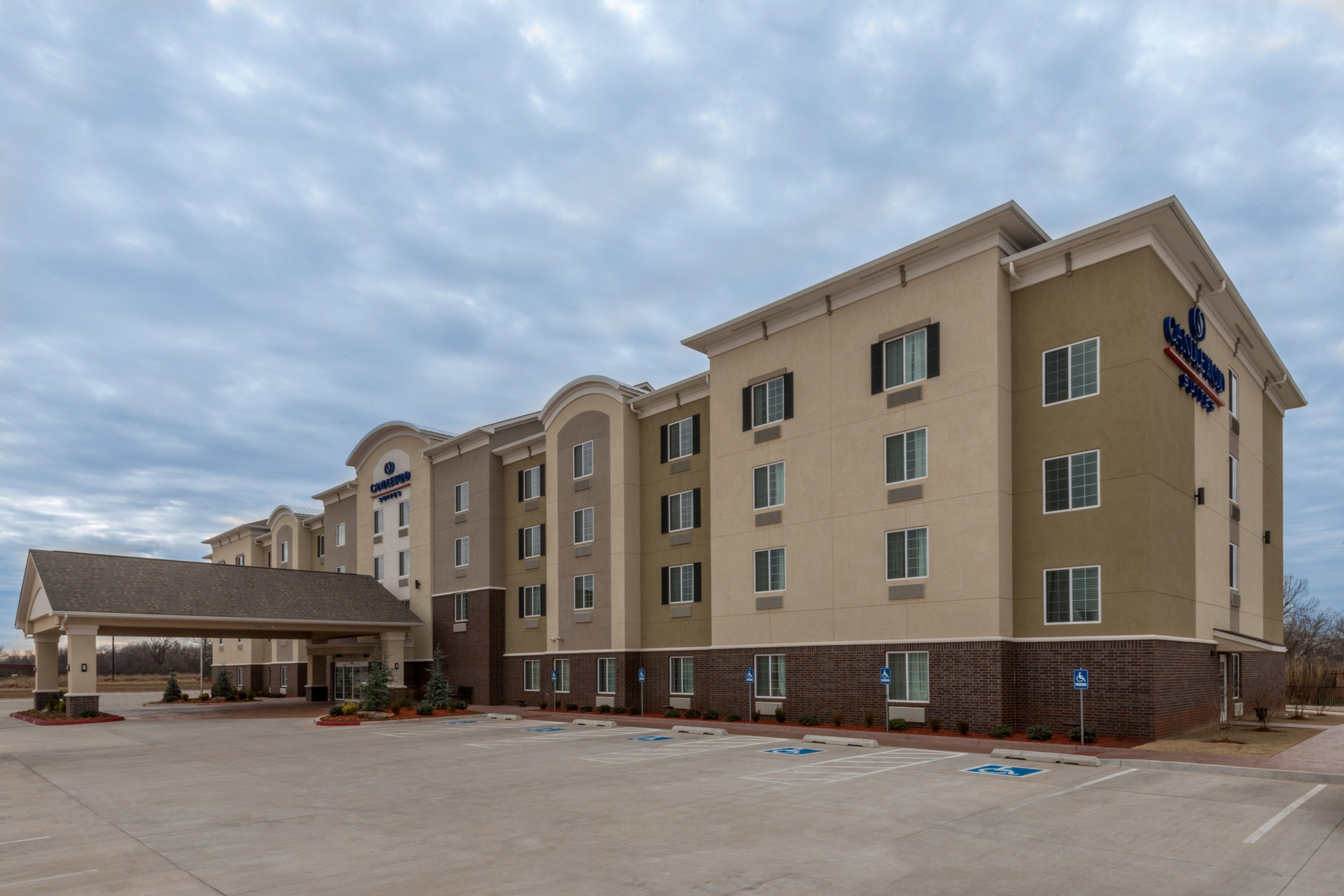 Vista Exterior Candlewood Suites Midwest City by IHG