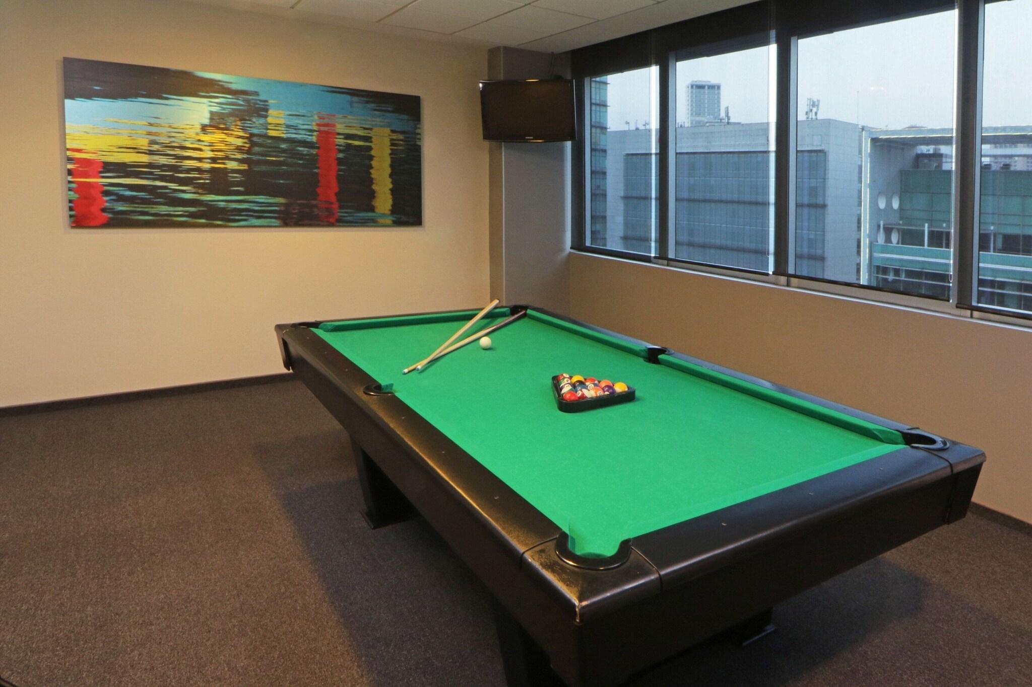 Vista Piscina City Express Suites by Marriott Ciudad de México Santa Fe