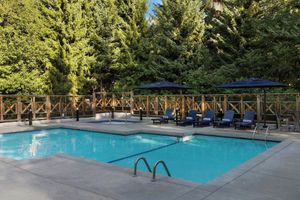 Alojamiento - Delta Hotels by Marriott Whistler Village Suites