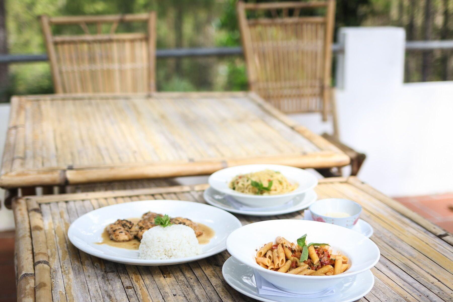 Restaurant Kirirom Hill Station