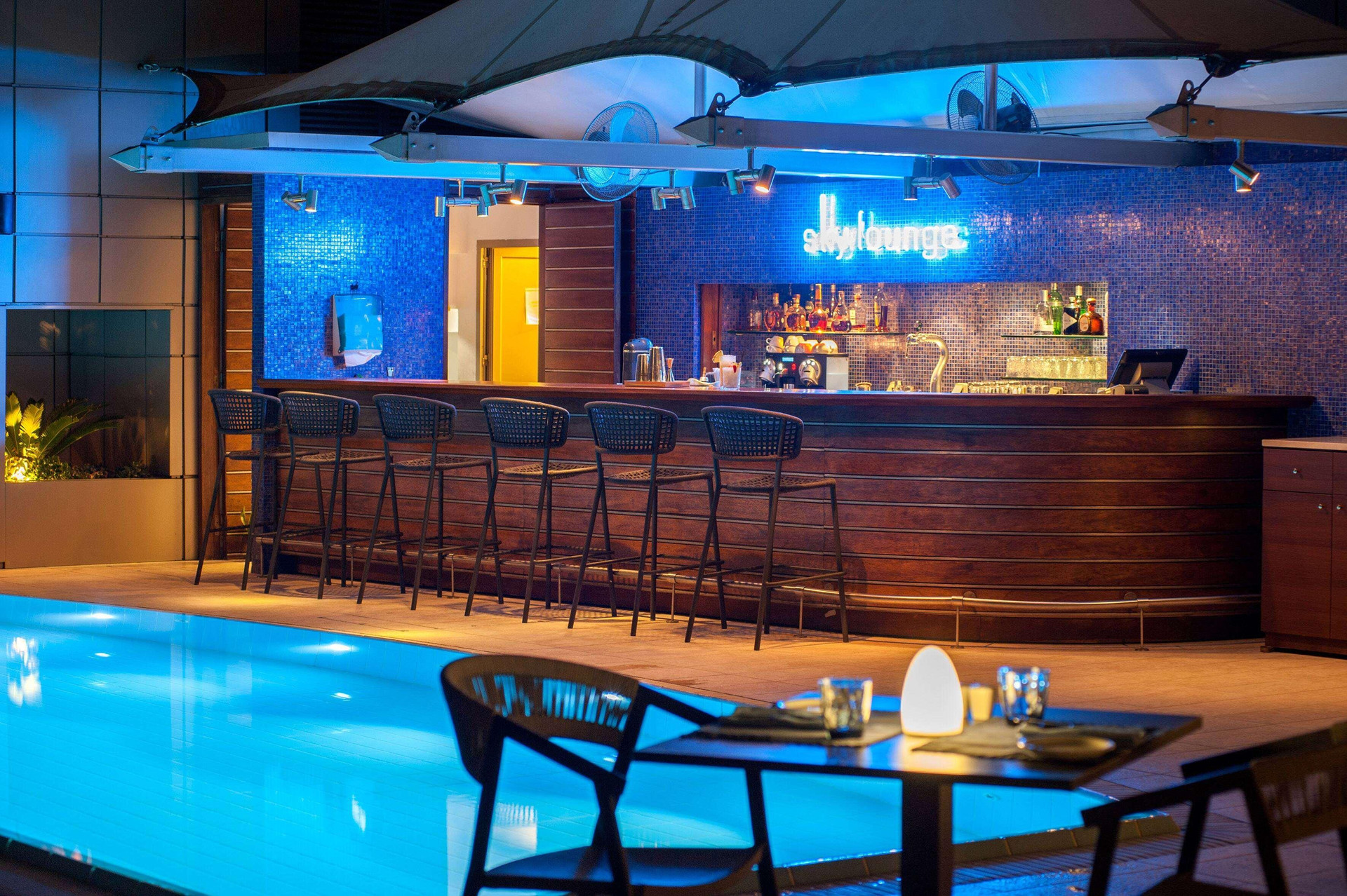 Bar/Salón Melia Athens