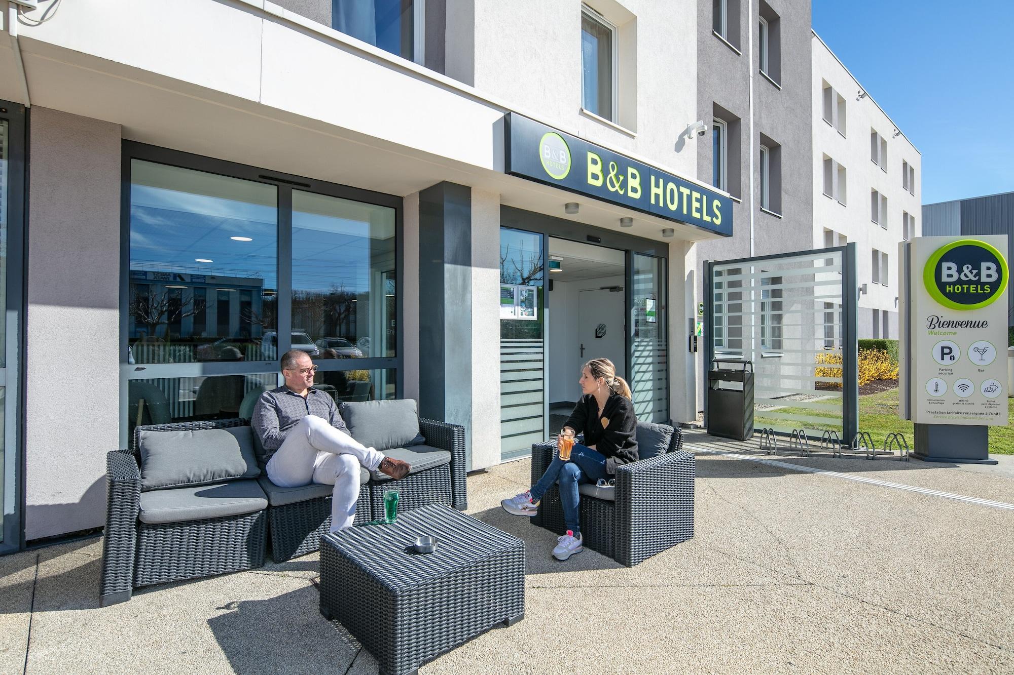 Bar/Salón B&B HOTEL Lyon Aéroport St Quentin Fallavier