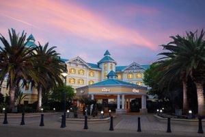 Alojamiento - The Ridge Hotel