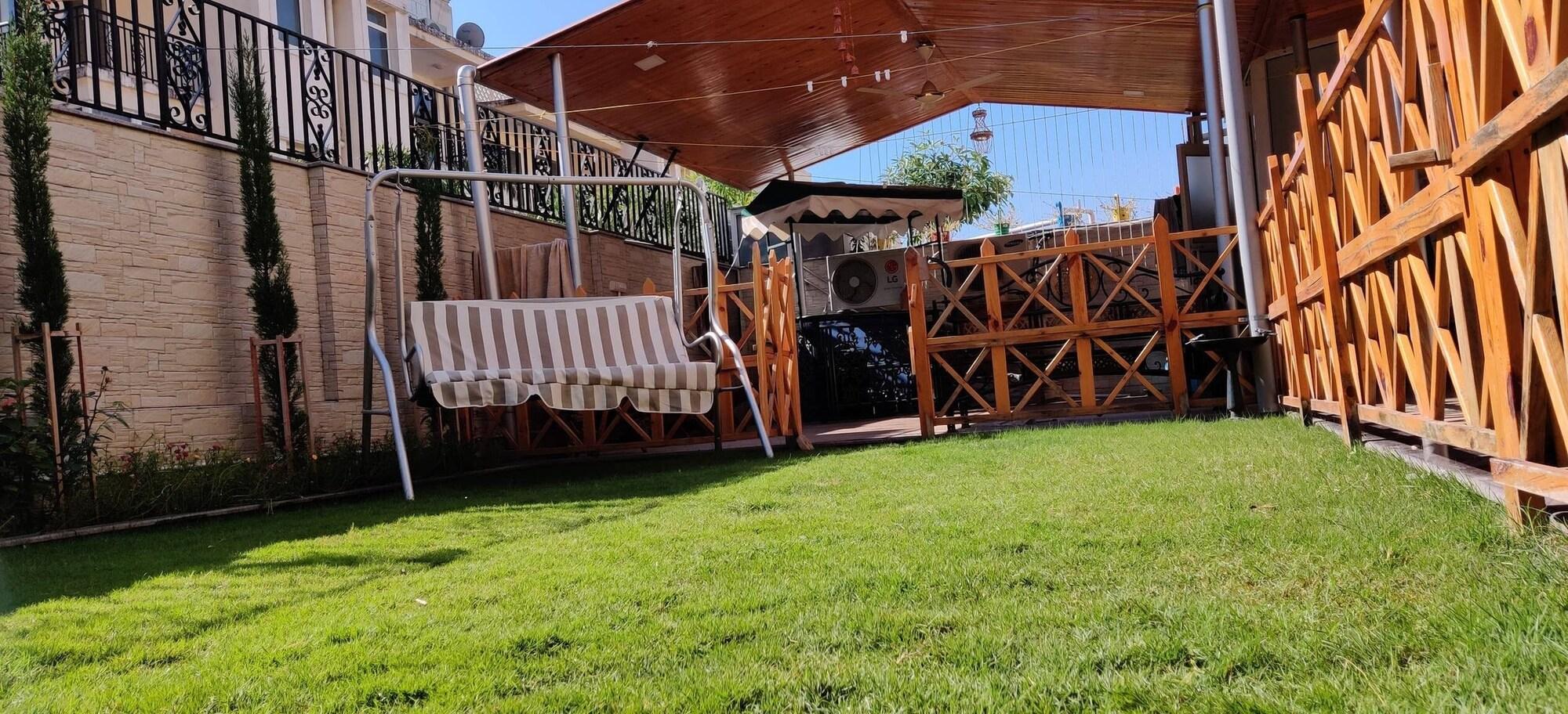 Comodidades del Alojamiento Room in Condo - 'mount View Double-bed' By Aparna Bienvenue !