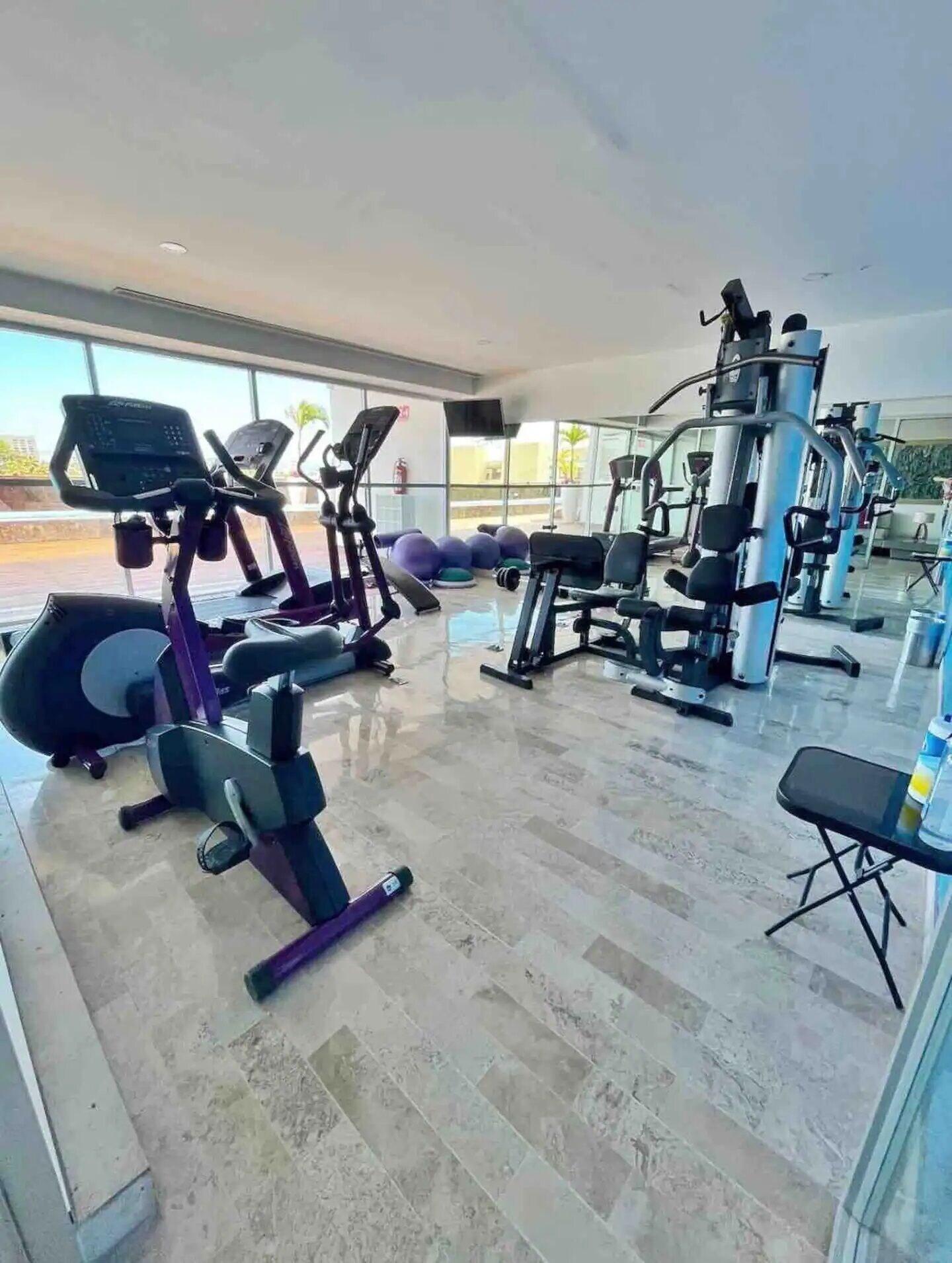 Vista Piscina CONDO D12 BY TRVL2HM