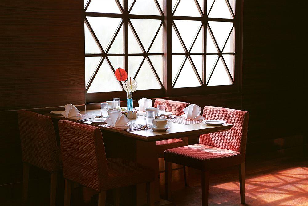 Restaurant Hyatt Regency Trivandrum