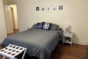 Alquiler Vacacional - Gorgeous 6-bedroom house. Sleeps 16. .3 mile from the beach!