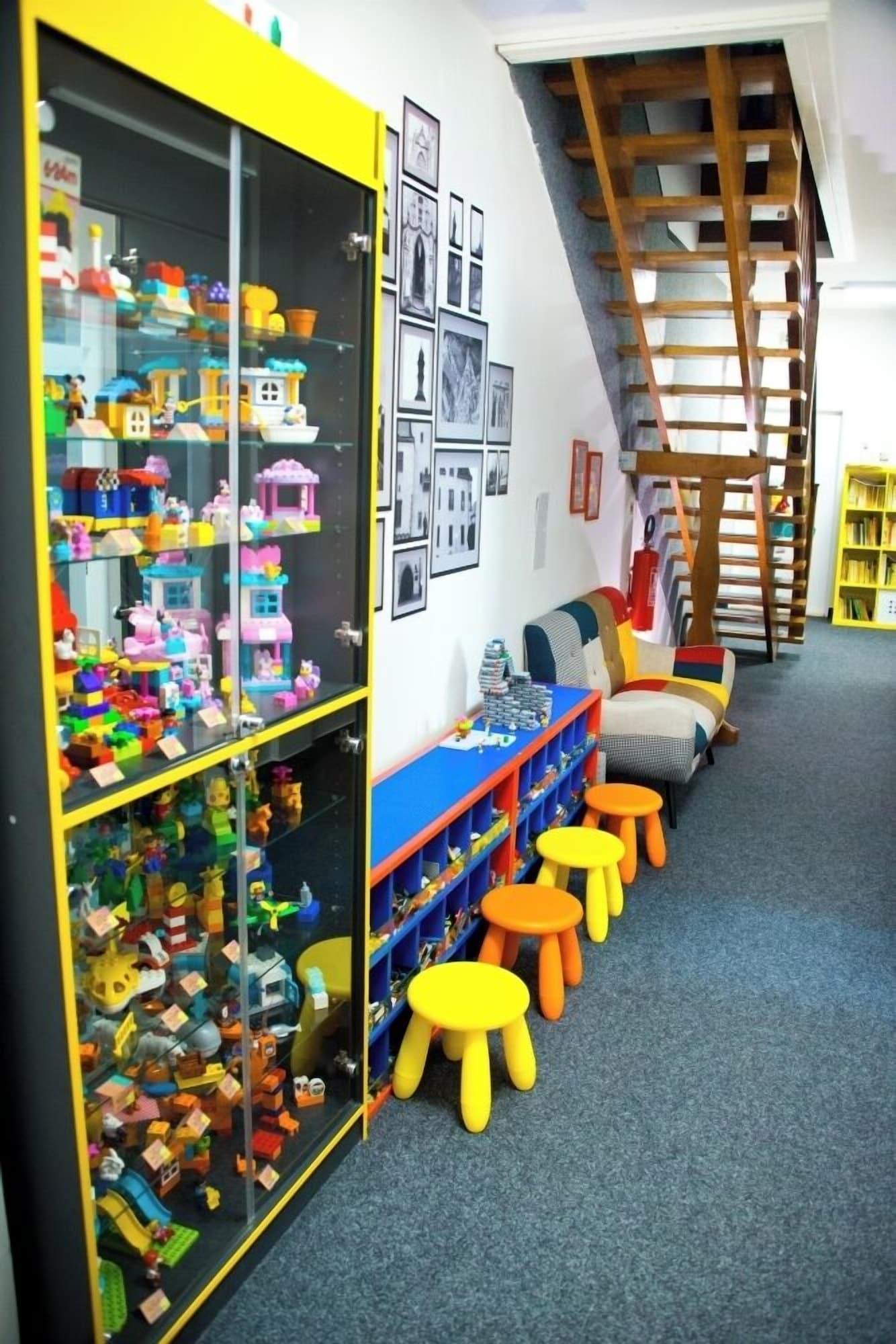 Varios Museum of Bricks