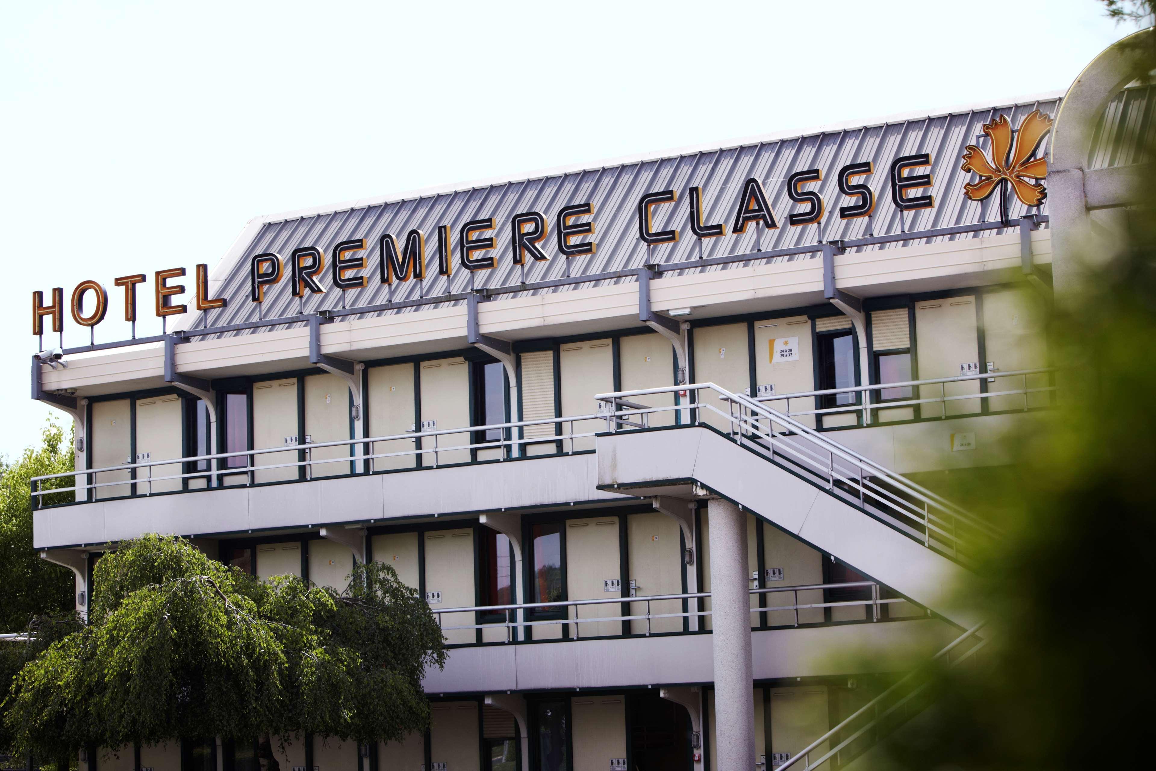 Vista Exterior Premiere Classe Avallon