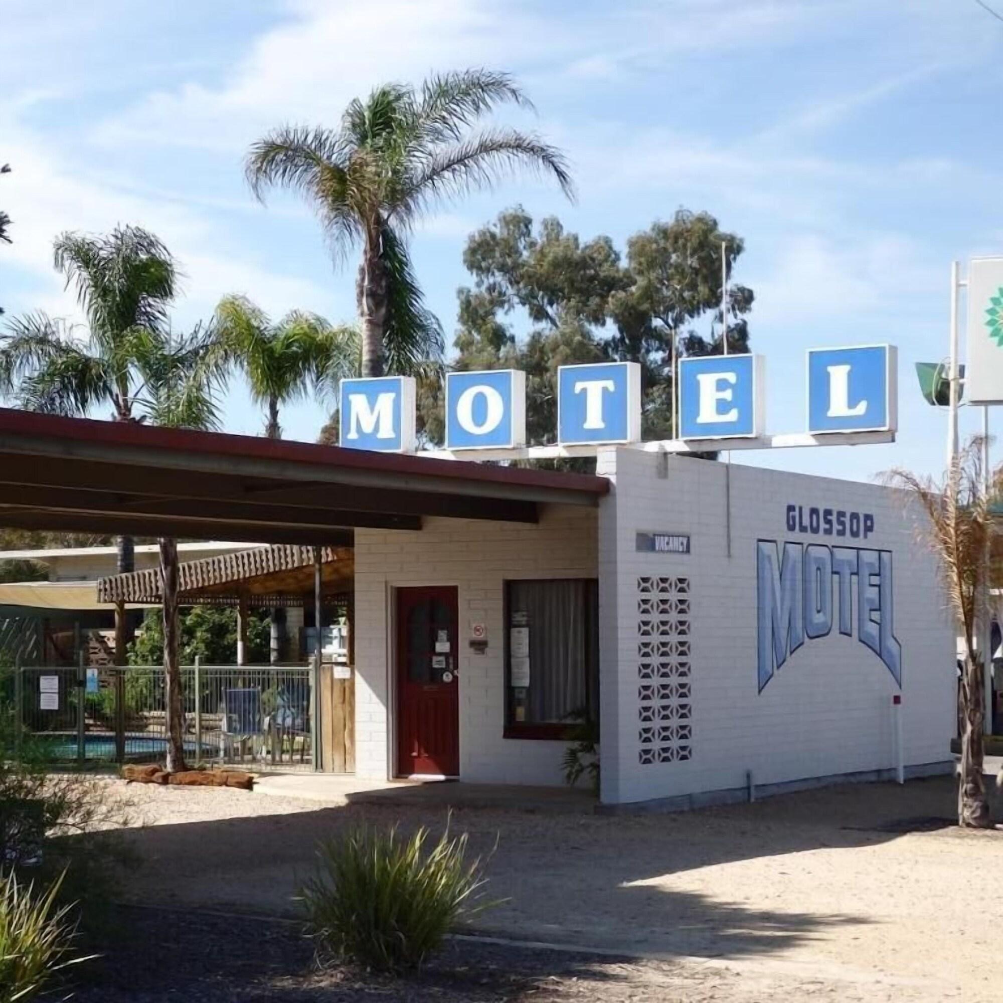 Varios Glossop Motel