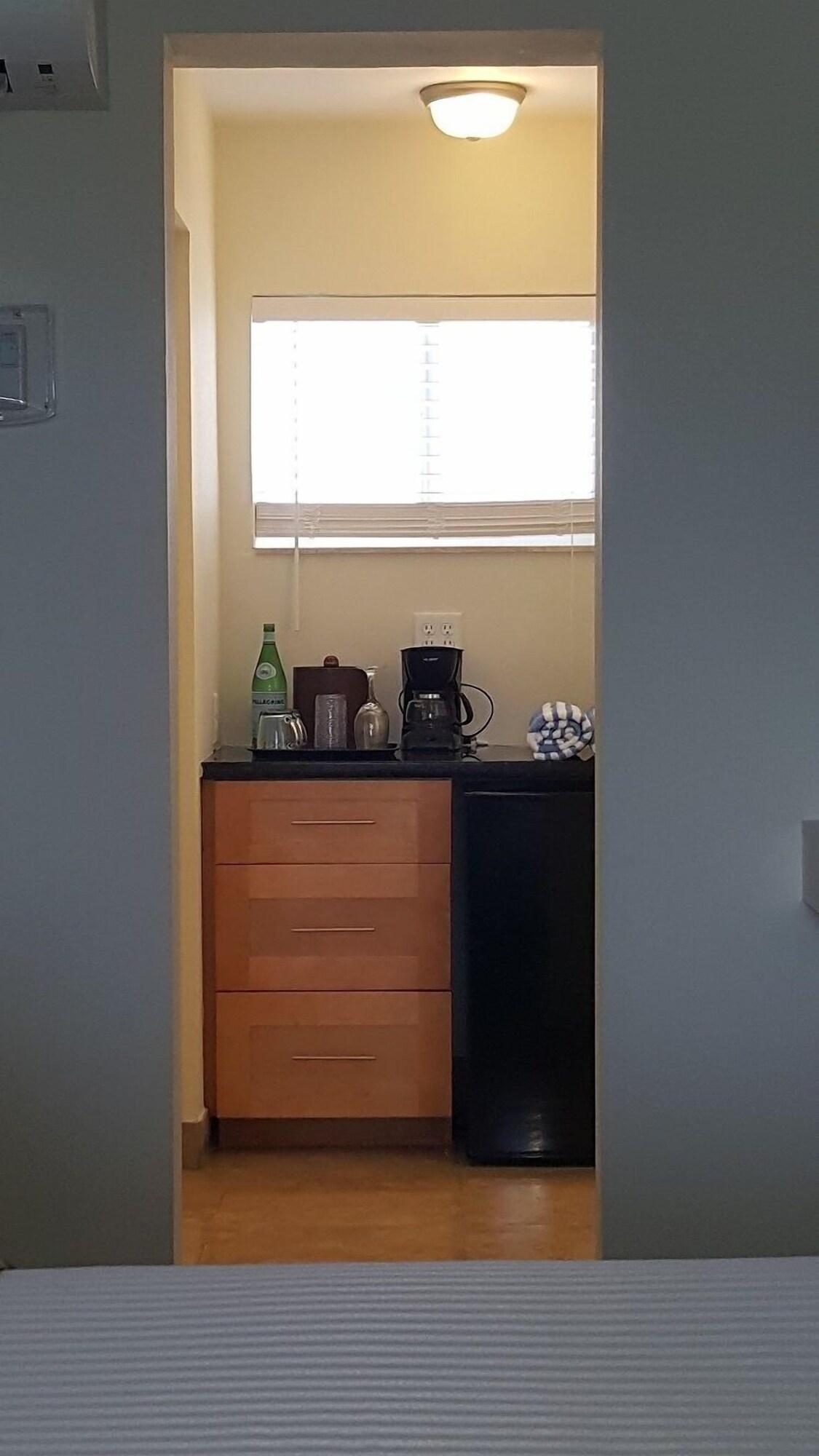 Set de Habitación Le Cabanon Motel