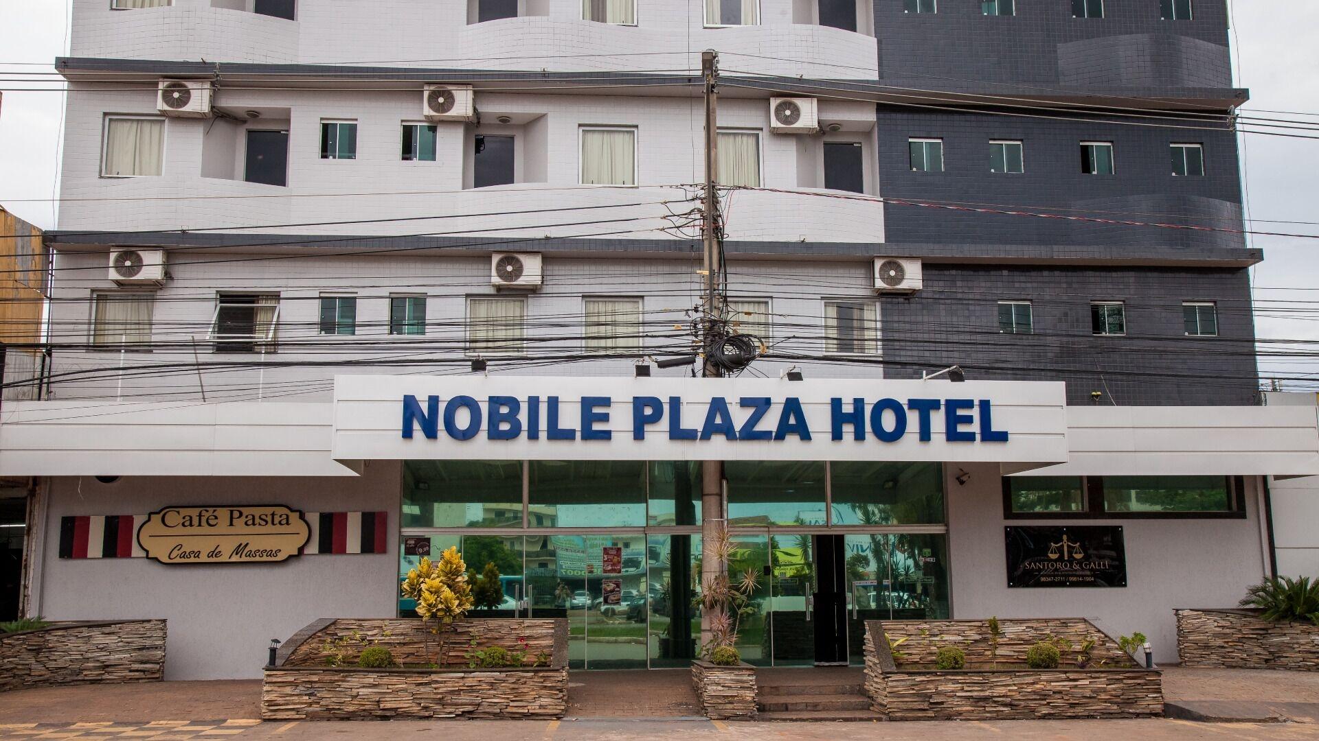 Varios Nobile Plaza Hotel