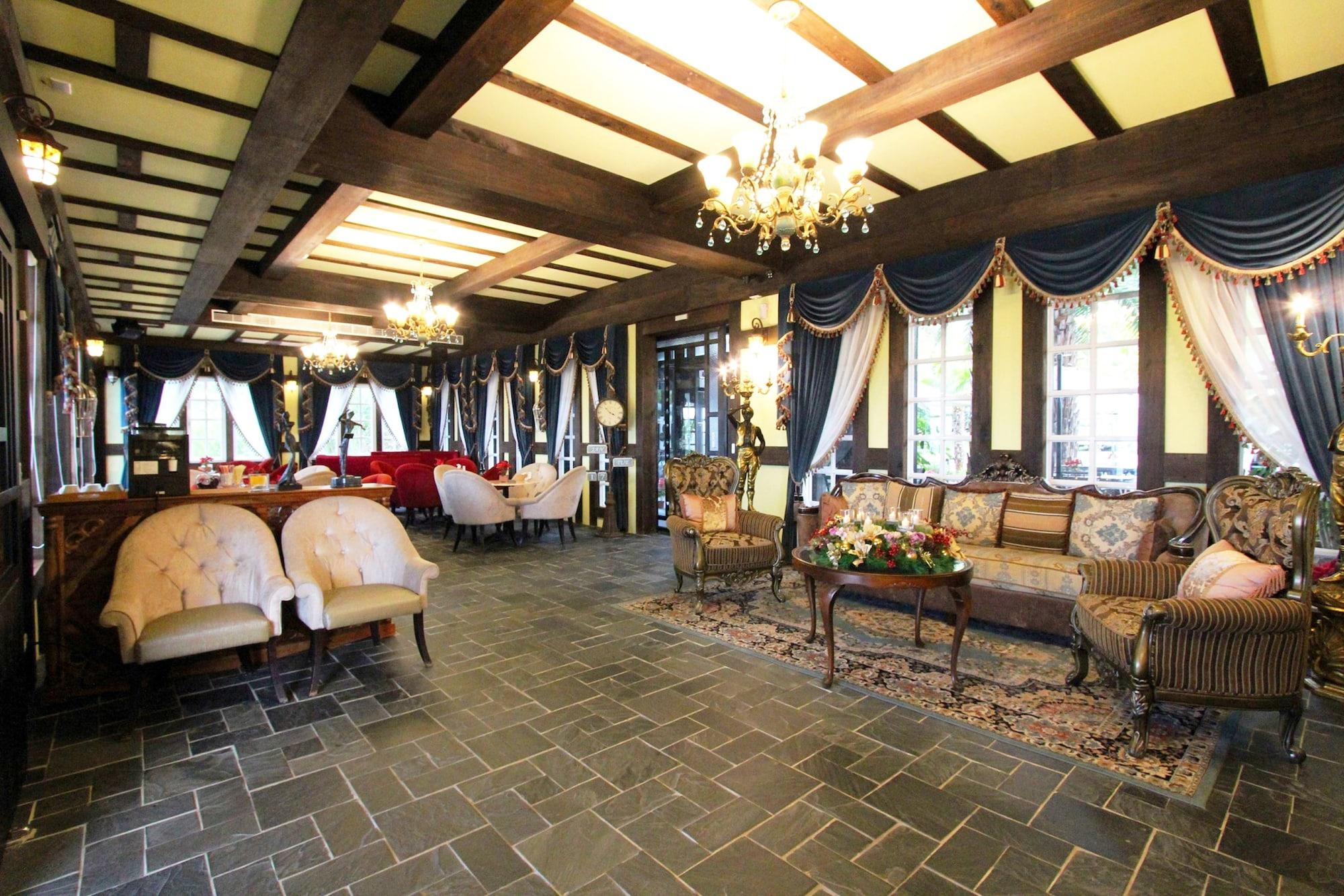 Vista Lobby Tudor Dynasty