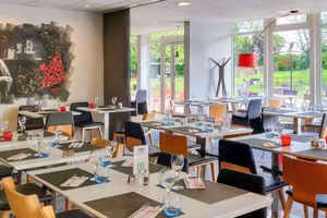 Alojamiento - Novotel Paris Saclay