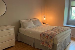 Alquiler Vacacional - Home in quiet friendly neighborhood near the river, parks and walking trails