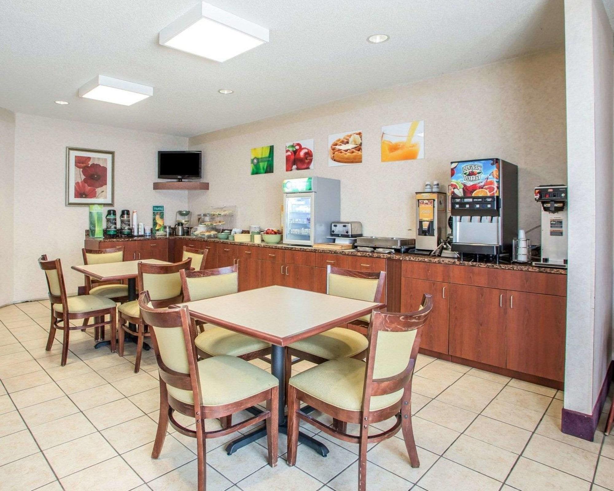 Bar/Salón Quality Inn
