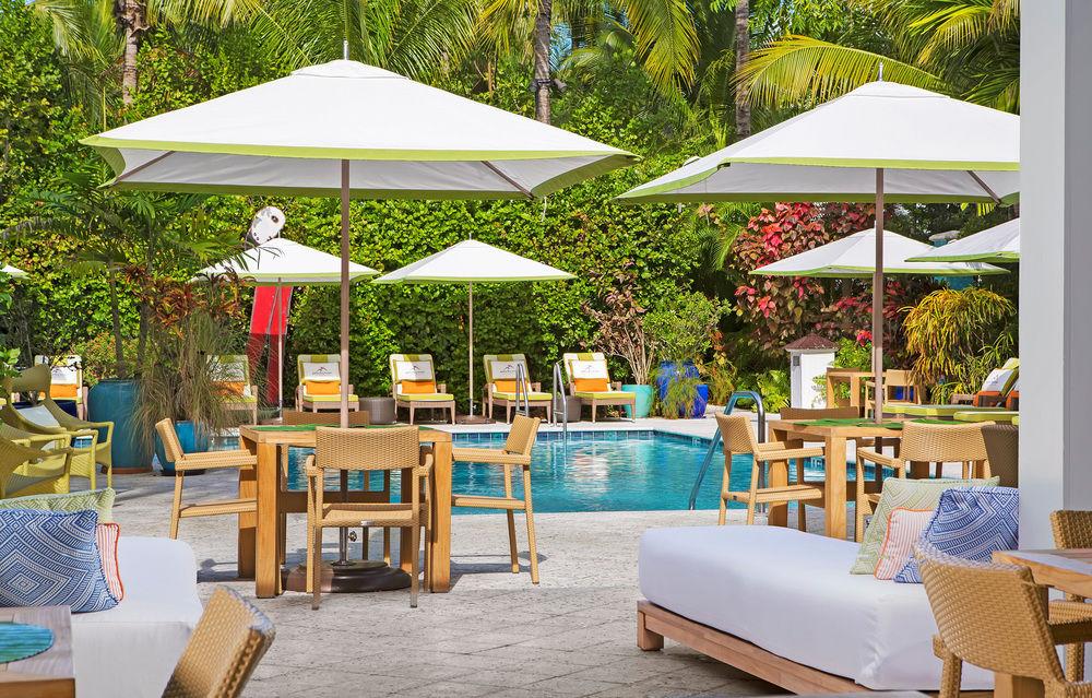 Vista da piscina Parrot Key Hotel & Resort