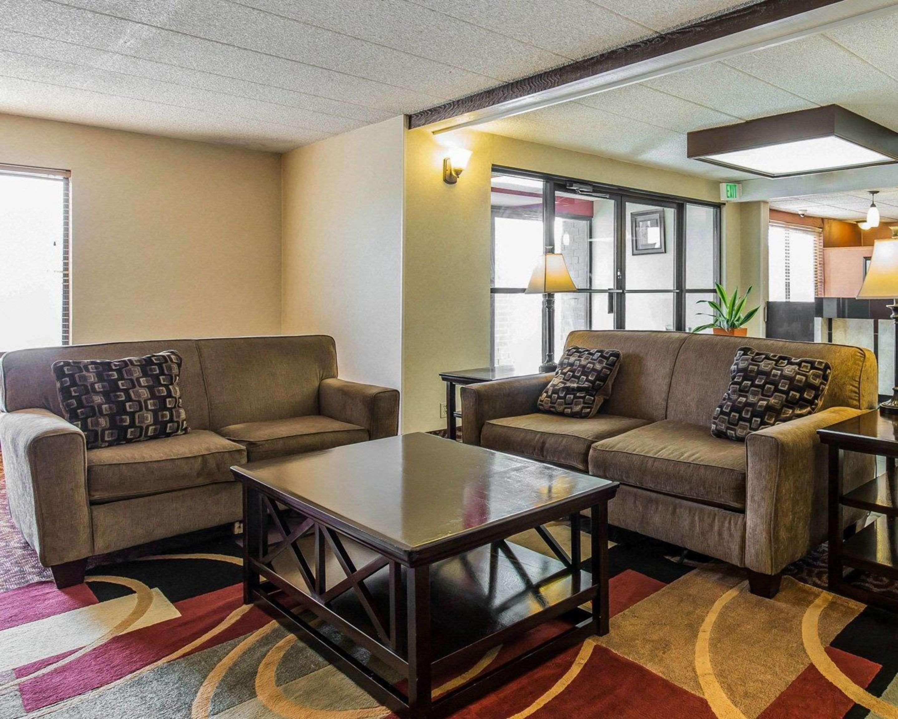 Vista Lobby Econo Lodge Billings