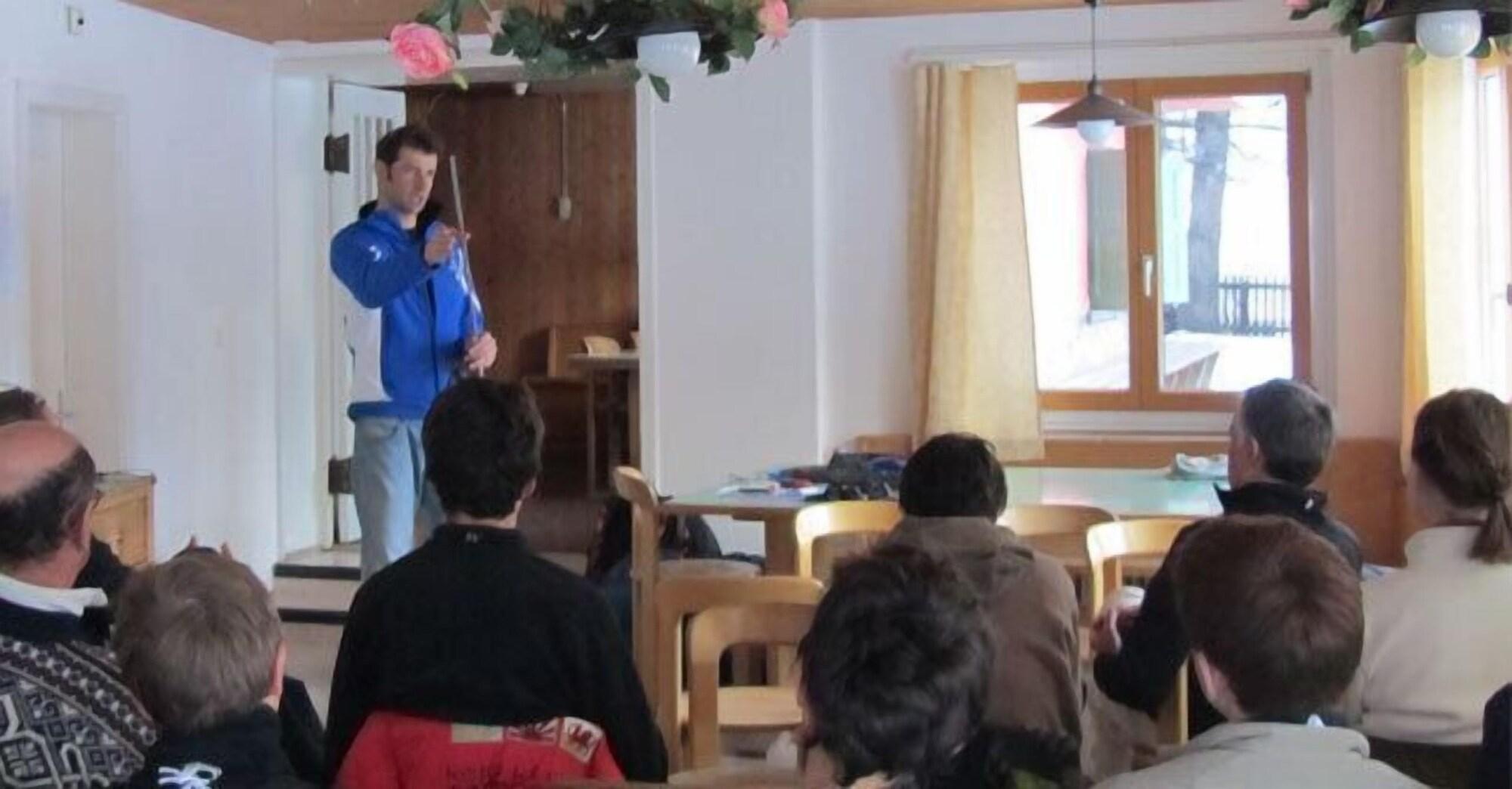 Sala de Reuniones Chalet Speciale - Hostel