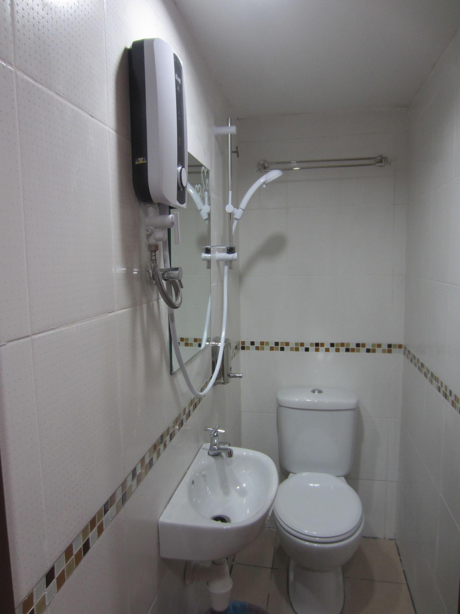 Equipamiento de Habitación First and New Star Hotel