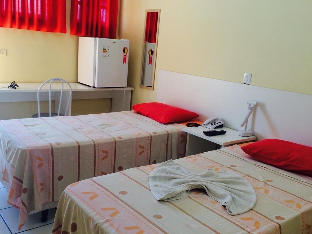 Varios Capivari Centro Hotel