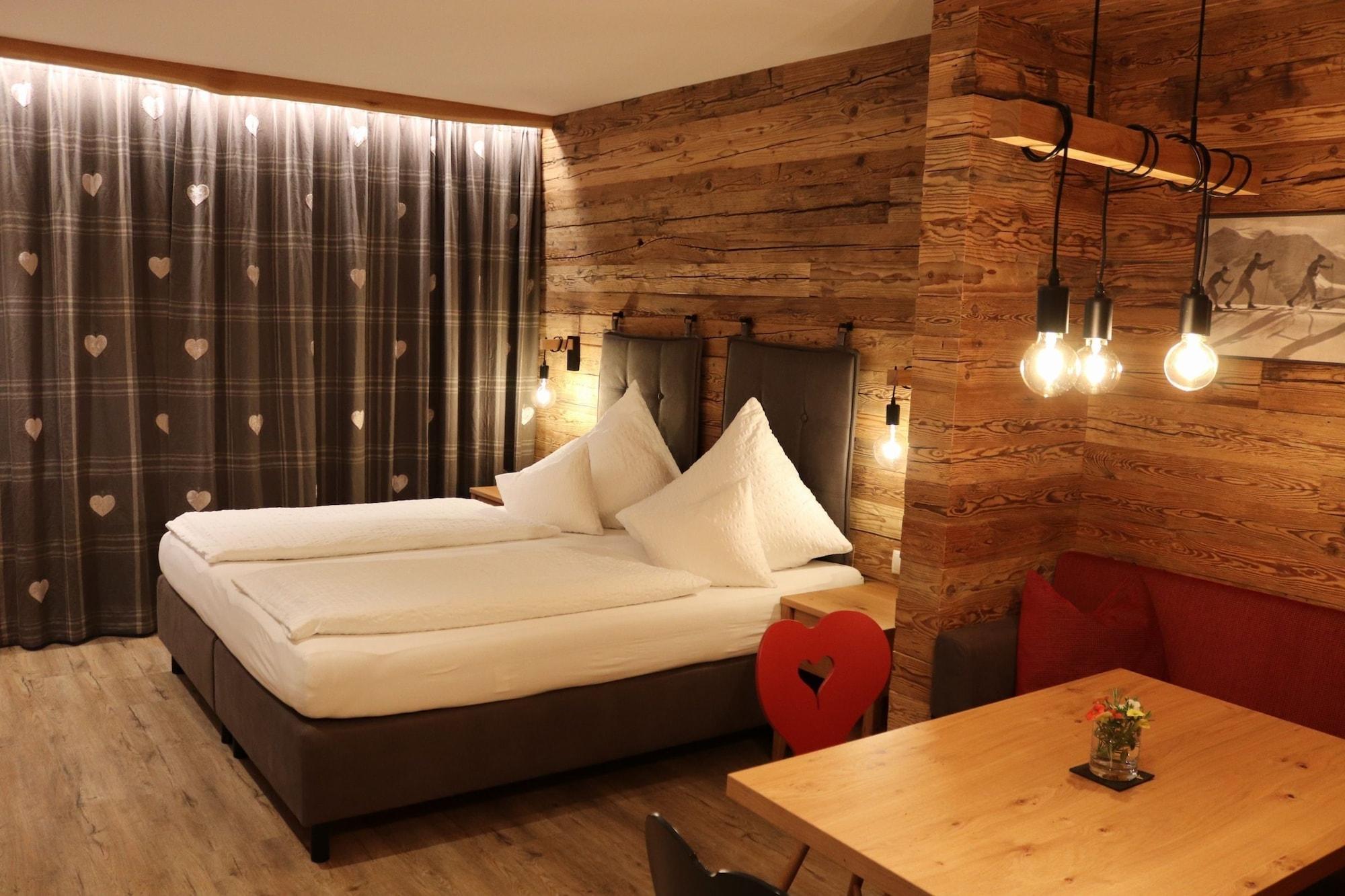 Varios Gasthof Pension Wulfenia