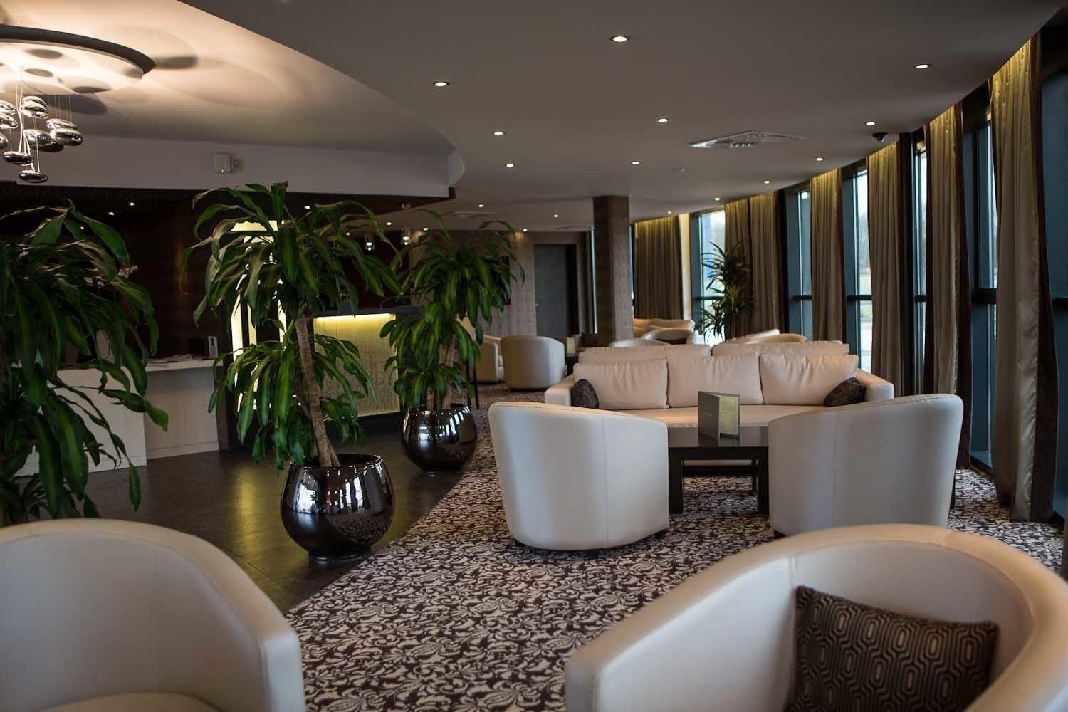 Vista Lobby Le Colisée Hôtel & Spa