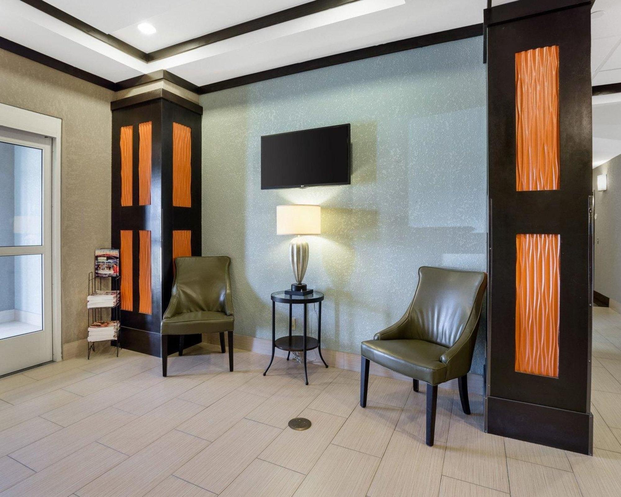 Vista Lobby Hallmarc Studios