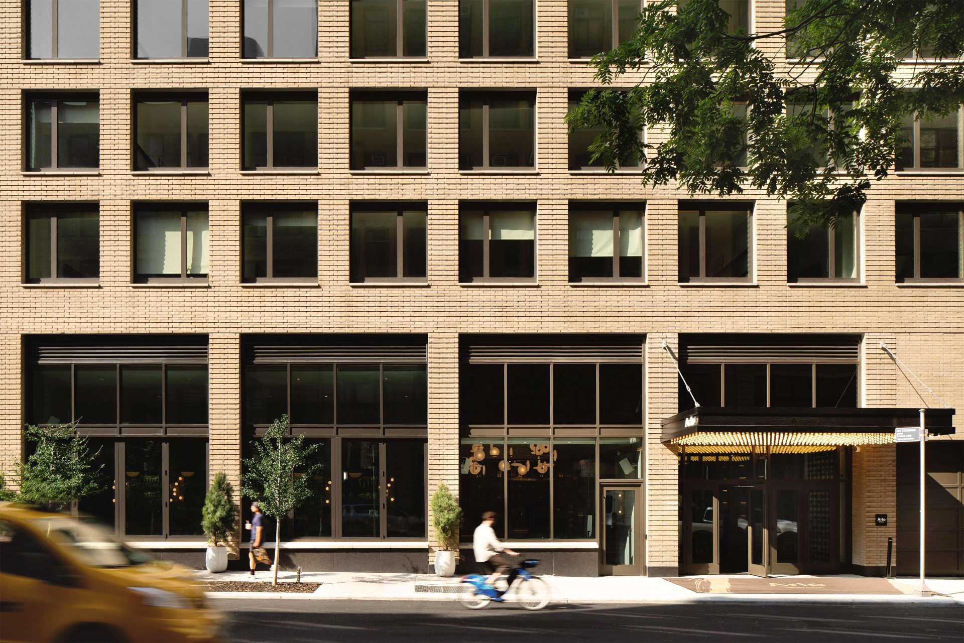 Vista Exterior Arlo Midtown