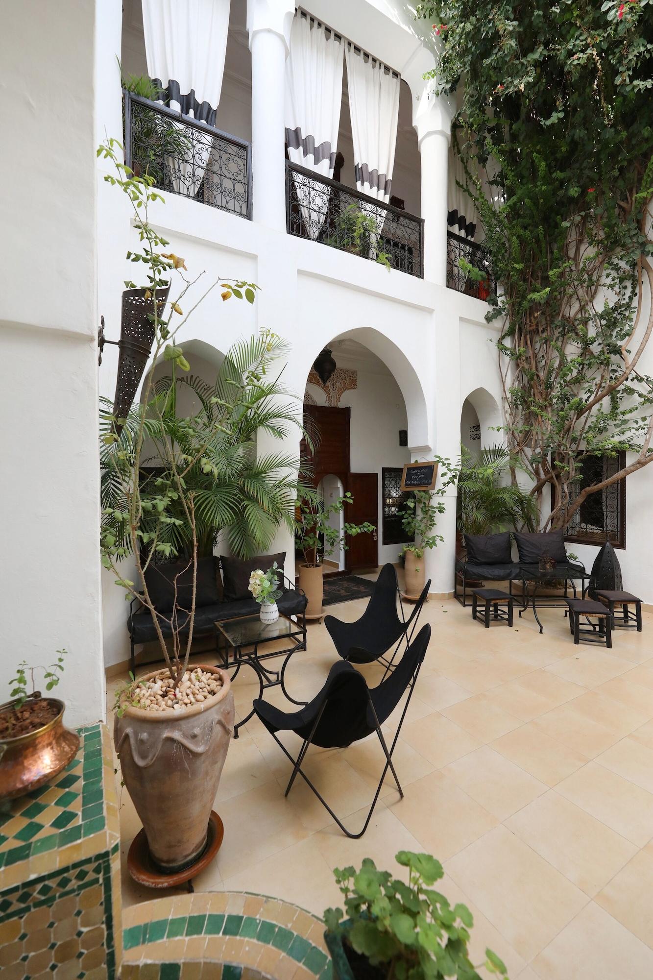 Vista Exterior Riad Noor Charana