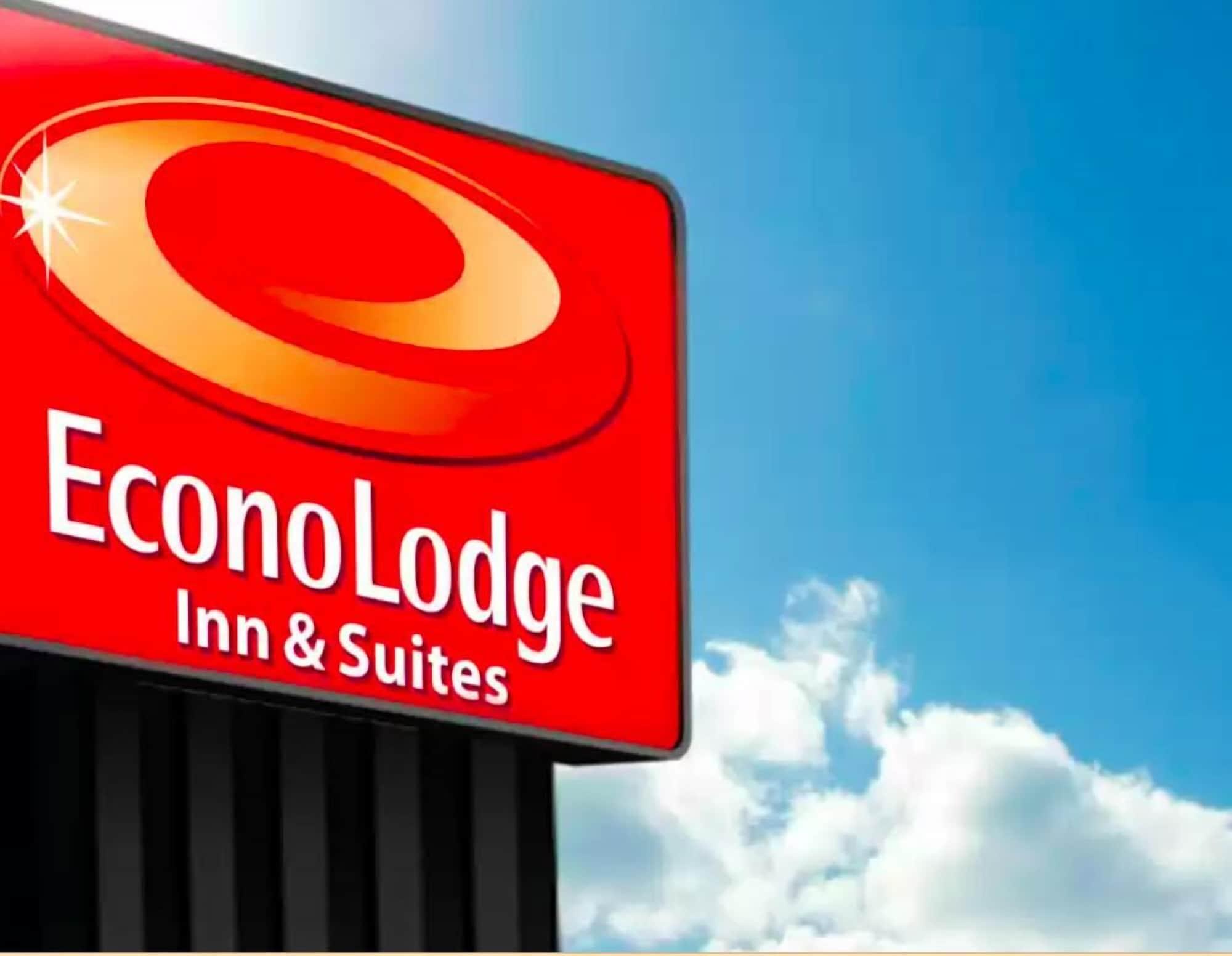 Vista Exterior Econo Lodge Inn & Suites