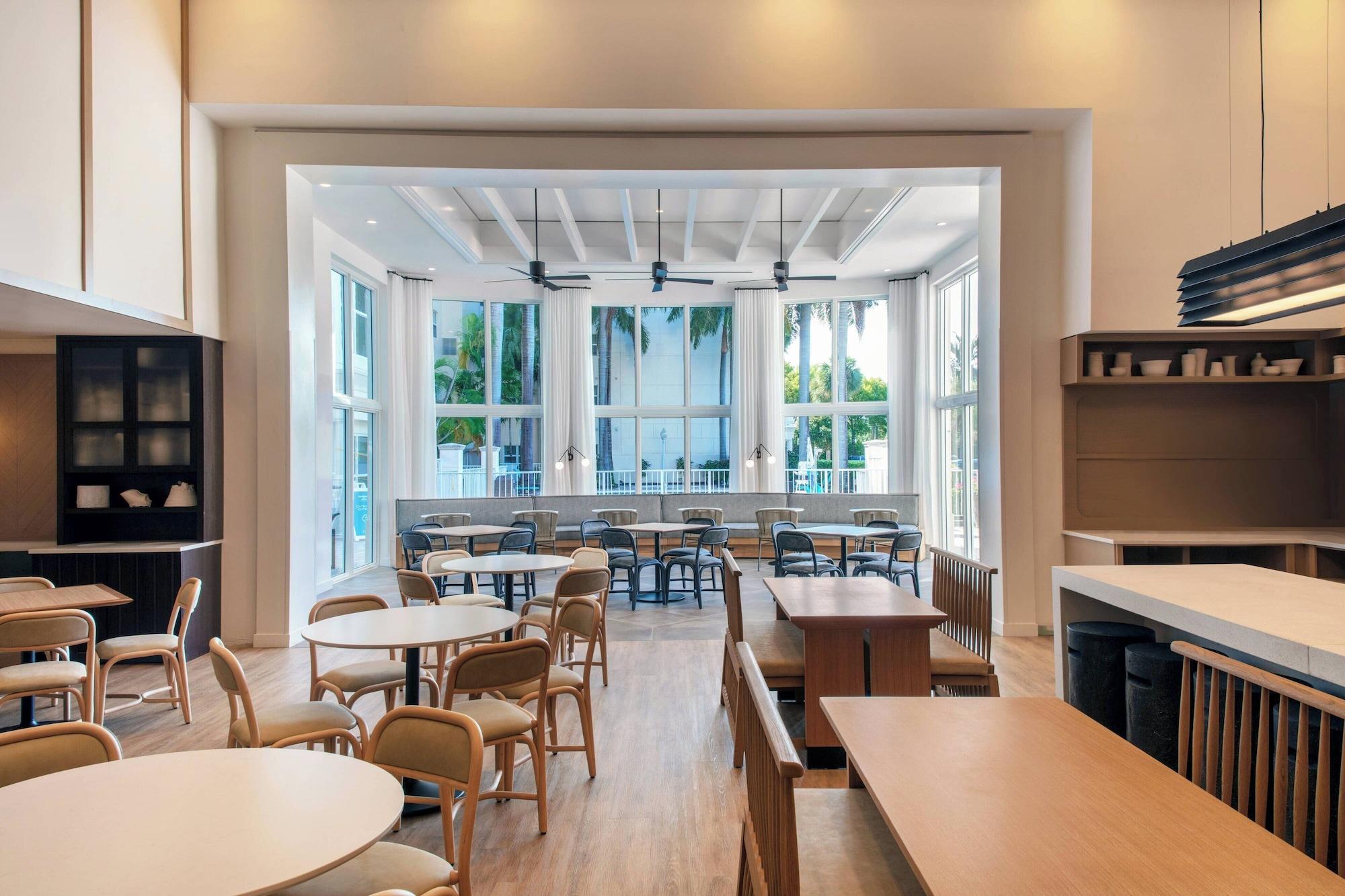Restaurant Residence Inn by Marriott Miami Aventura Mall