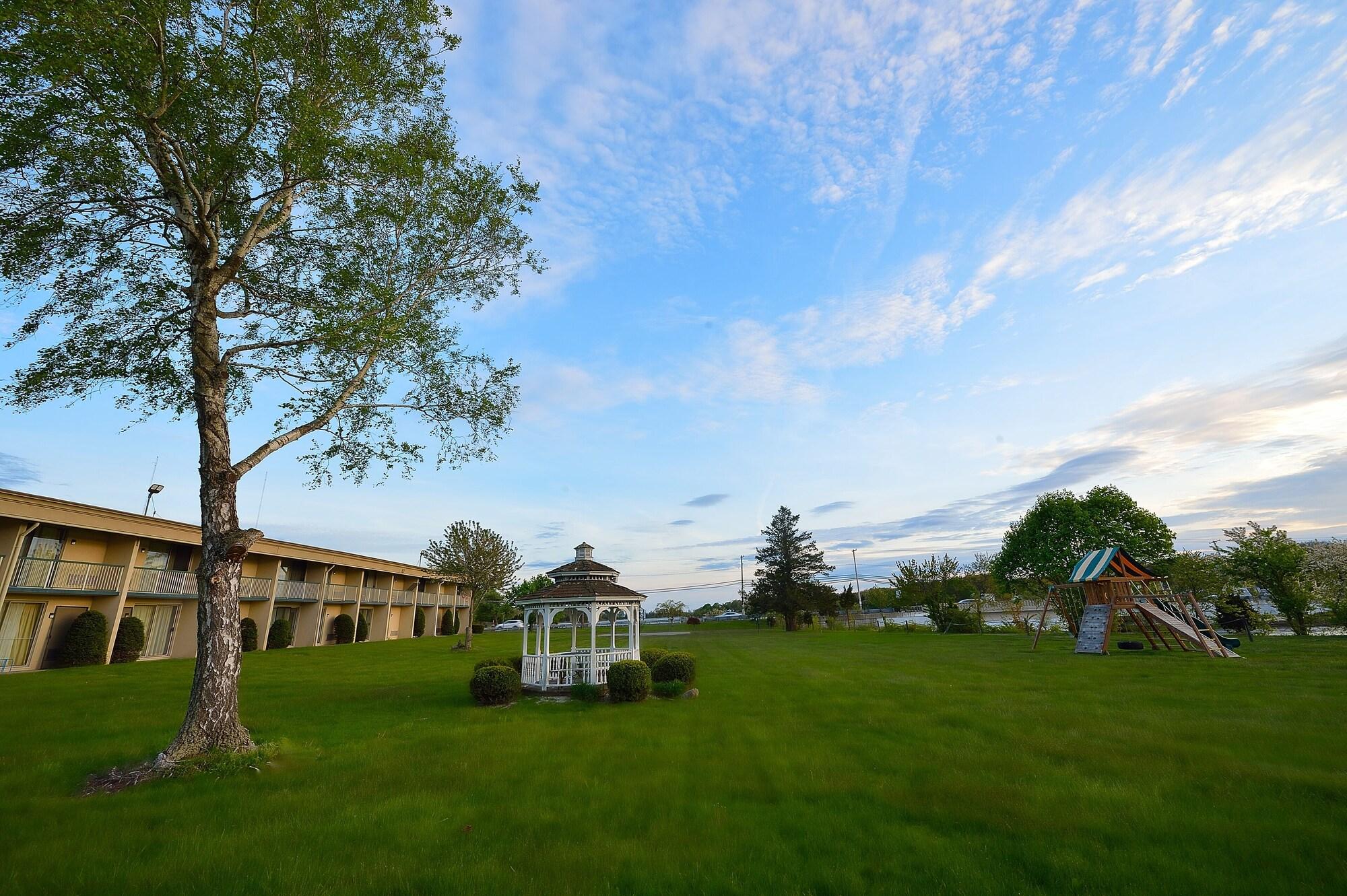 Instalaciones Recreativas Riverview Inn & Suites