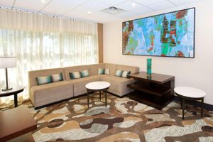 Alojamiento - Embassy Suites by Hilton Cincinnati Northeast Blue